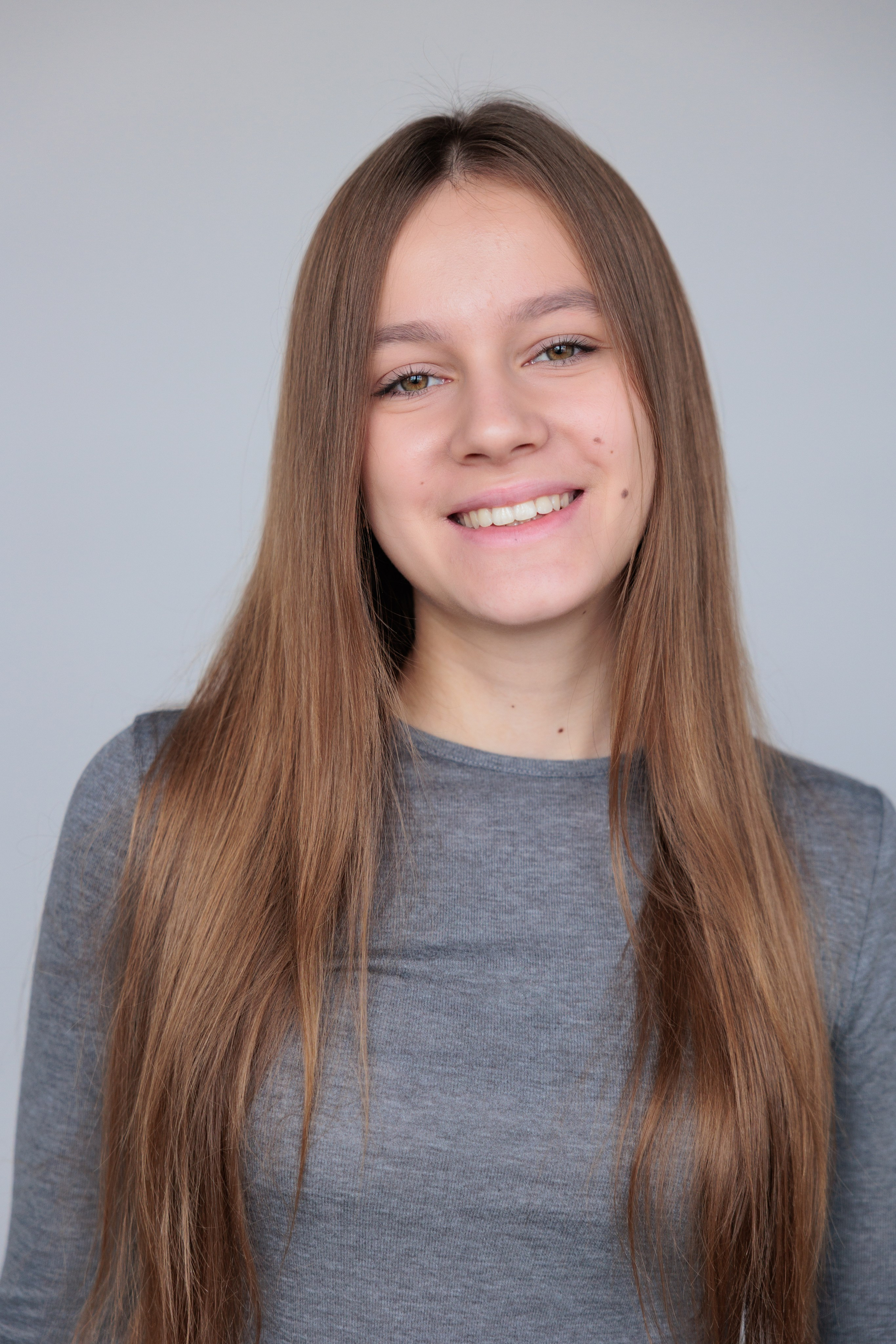 ПОЛИНА. Я фотограф из Москвы к Вашим услугам