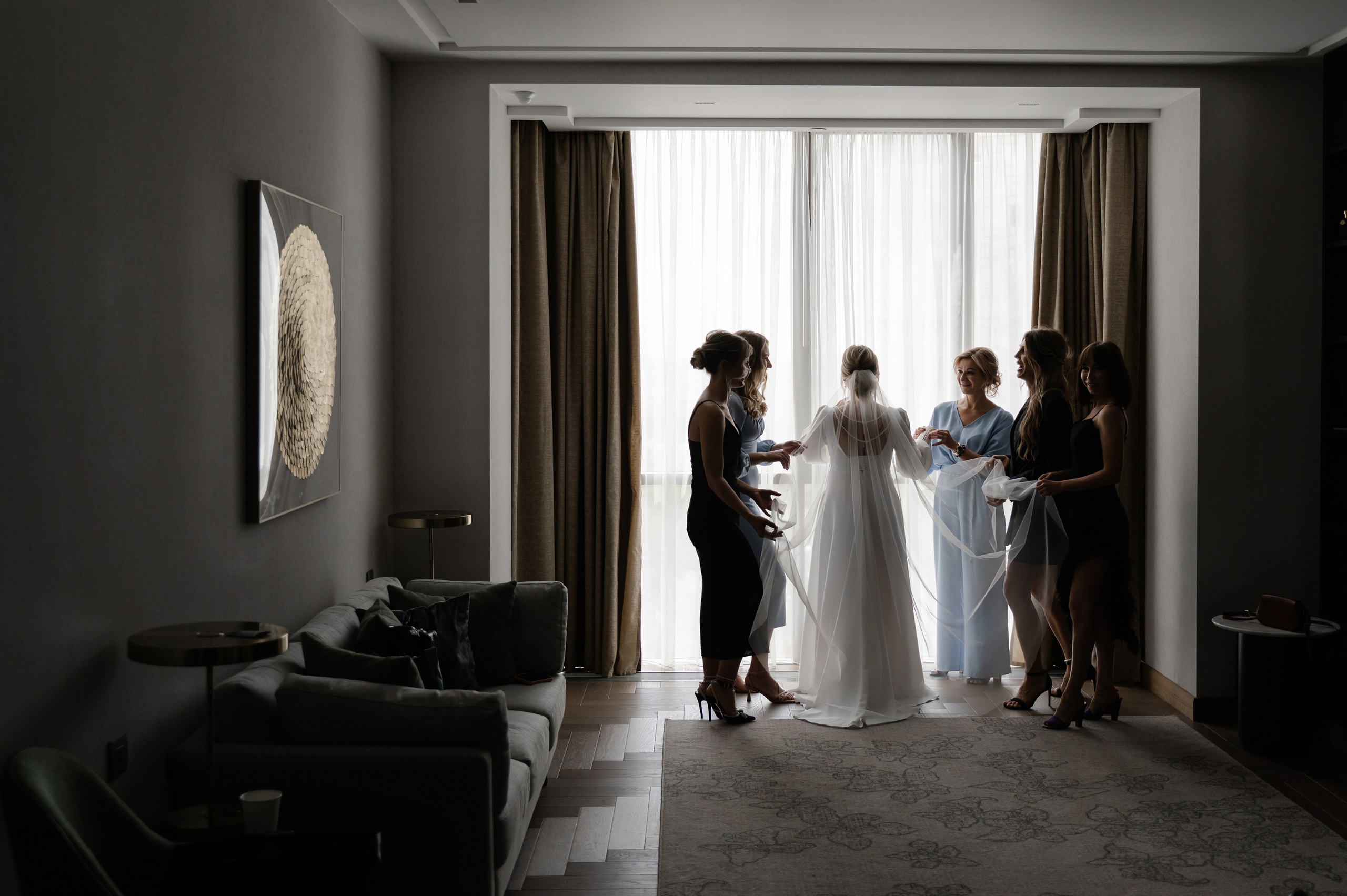 Свадебная фотосессия в отеле Hayat Regency Rostov. Свадебный фотограф в Ростове Максимов Максим