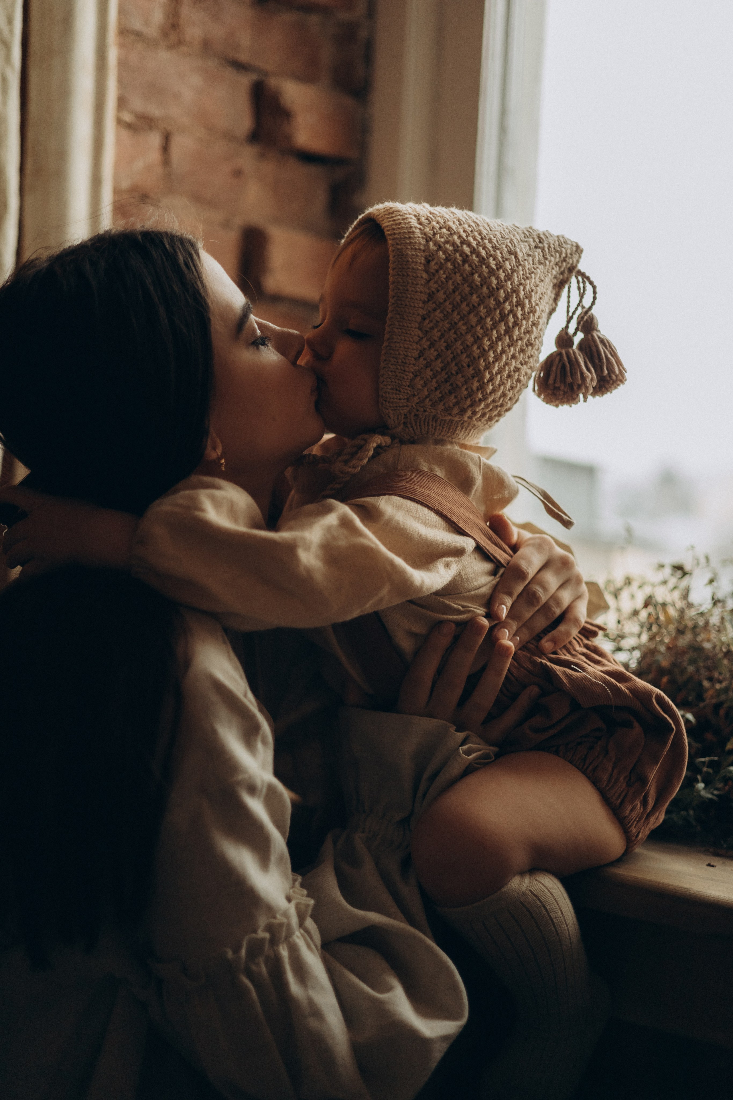 Валя и малышка Ева. Семейный, домашний, ньюборн фотограф Москва Цветкова Елизавета