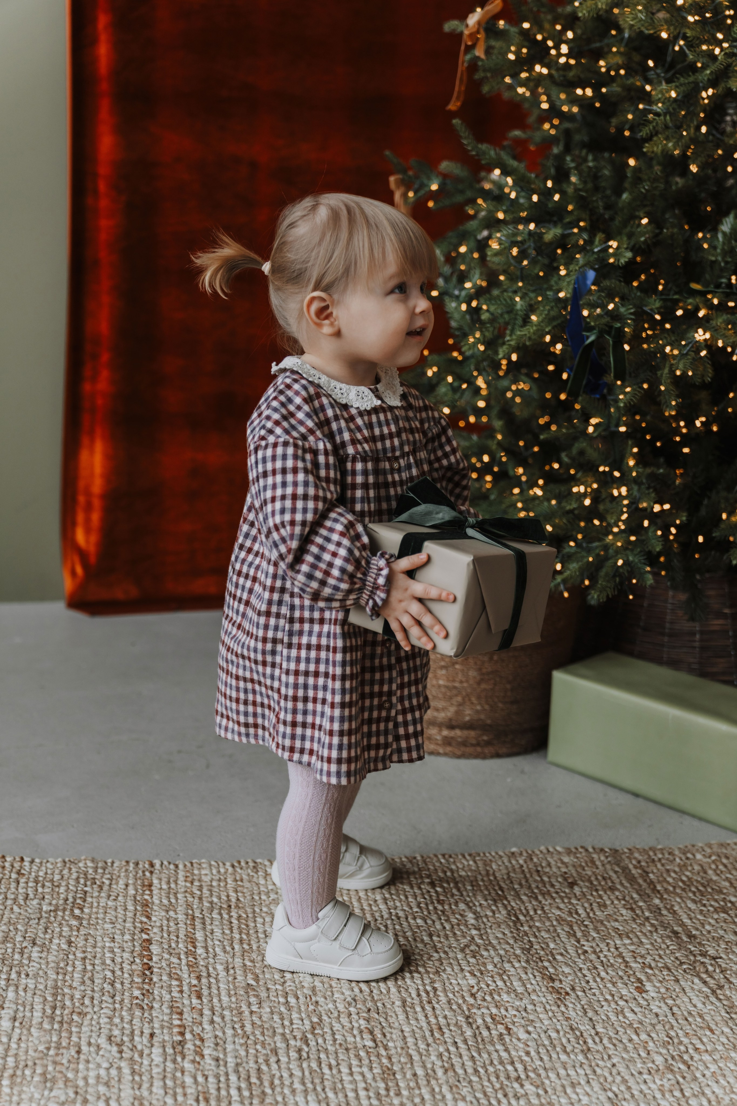Michail, Ekaterina and Masha. Christmas. Minsk. Olga Modjaro