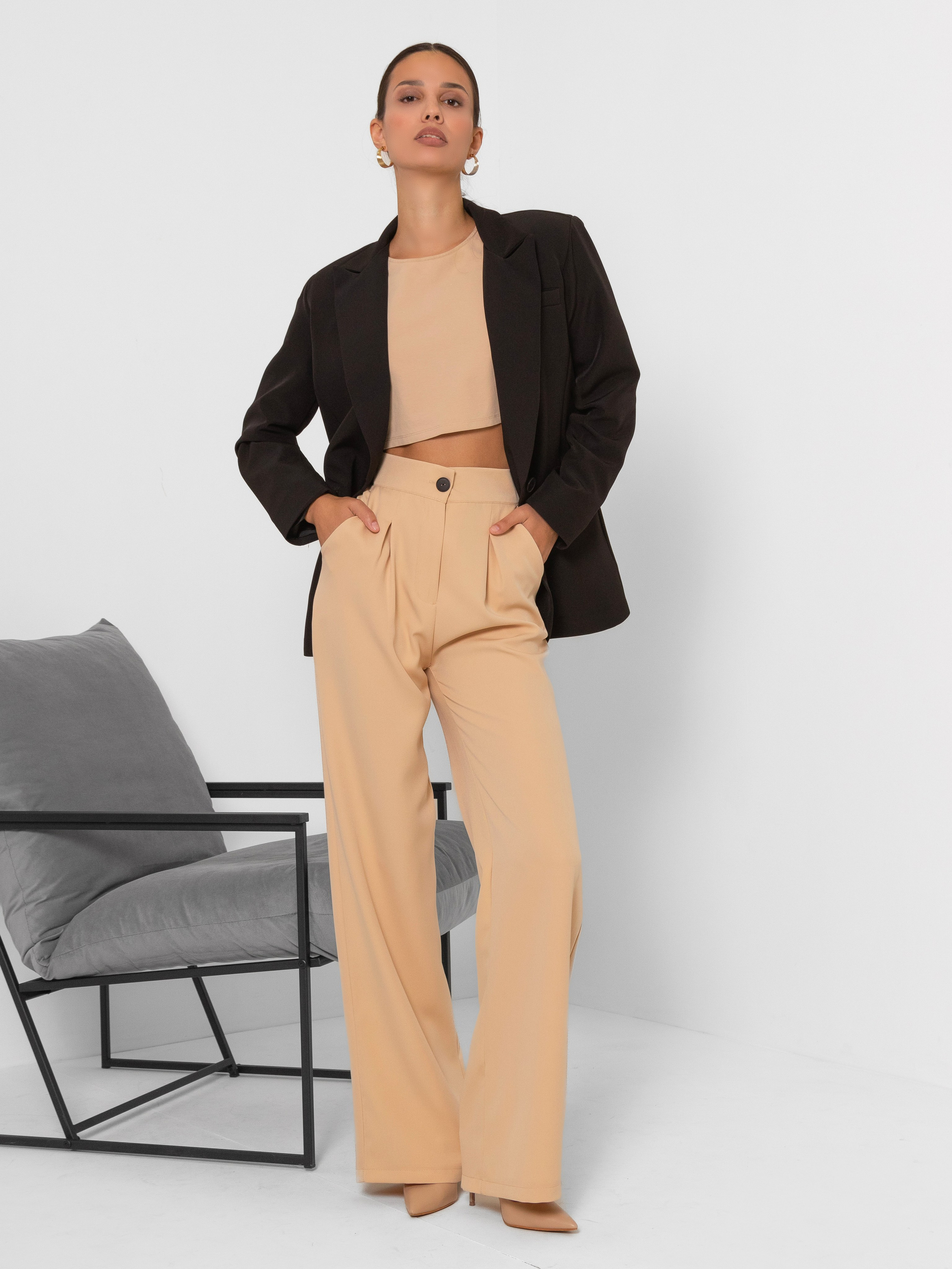 Брюки. Фотостудия для Wildberries Ozon