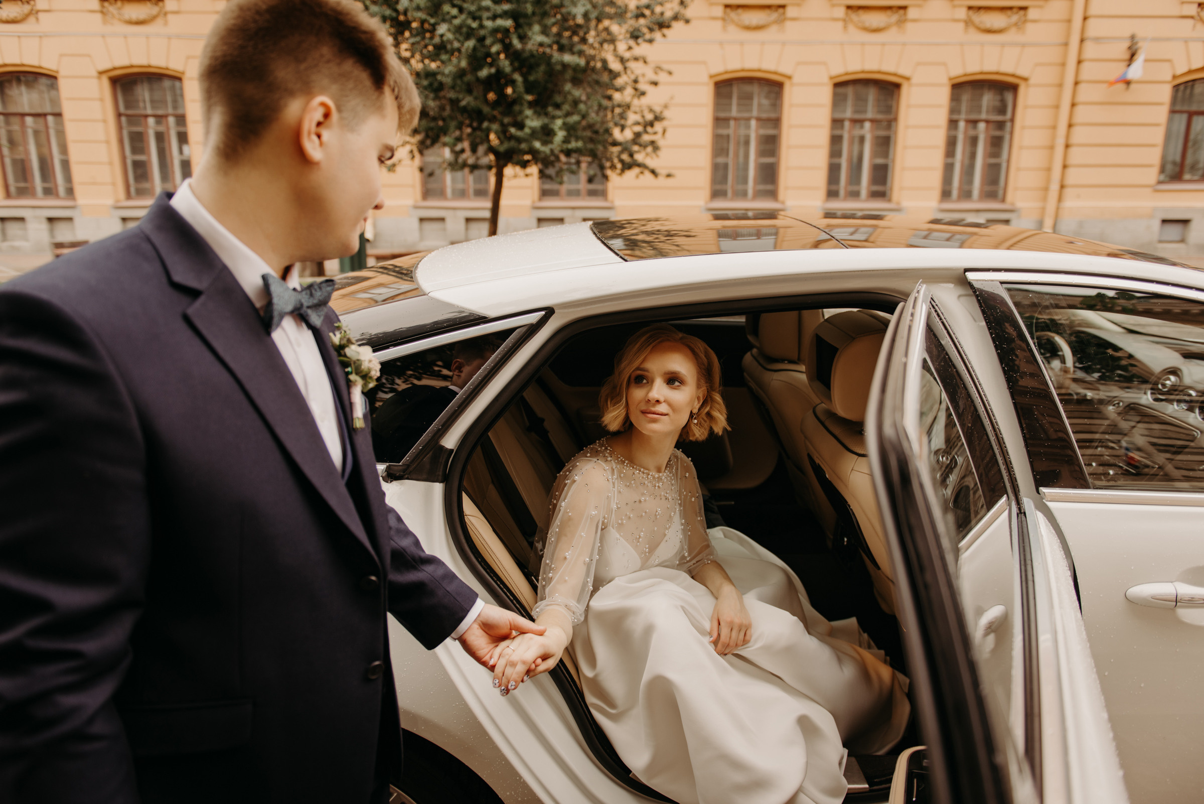 Свадебная фотосессия в Академии Штиглица. Свадебный фотограф в Санкт-Петербурге Венера Ахметова