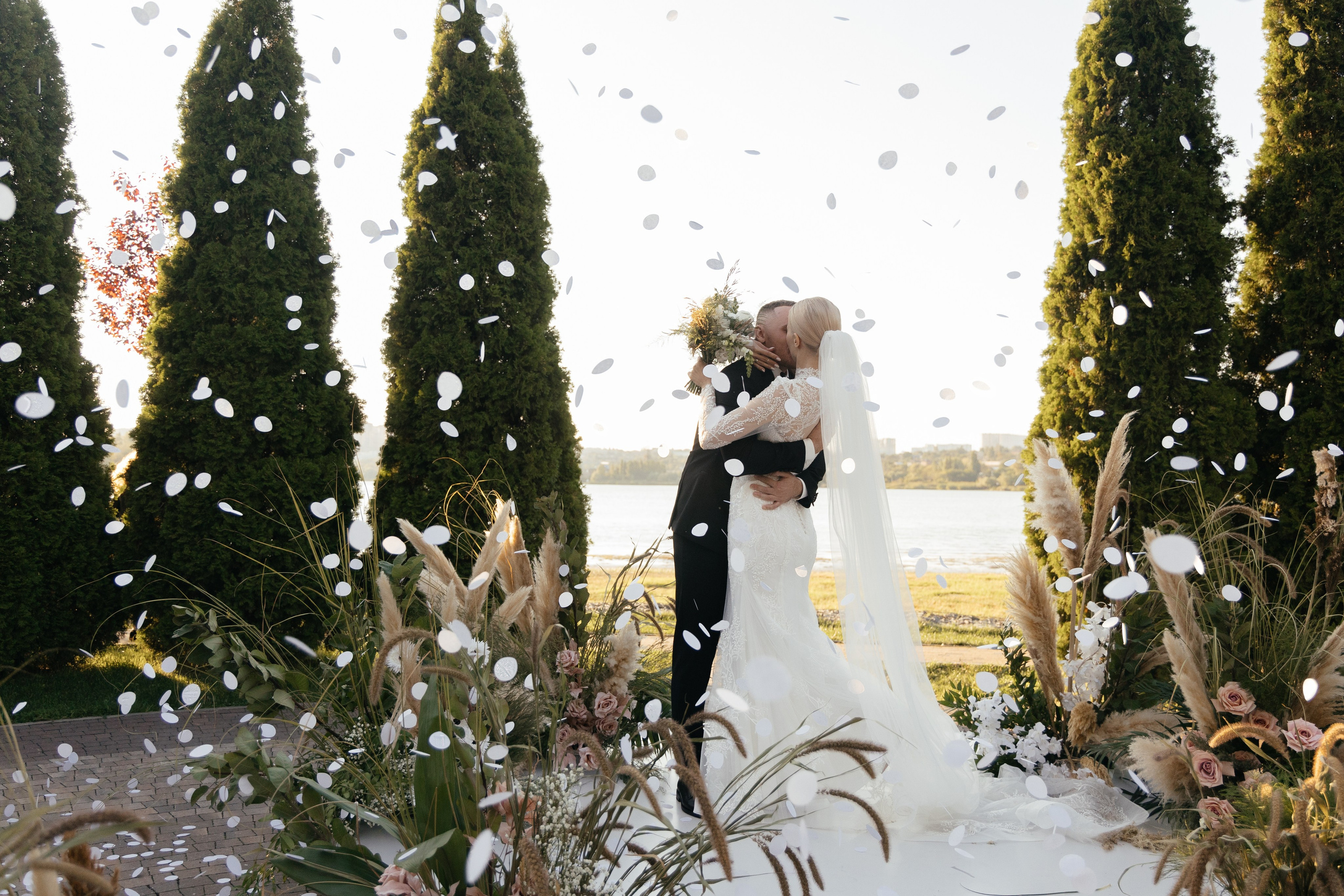 Свадебная фотосессия в Ростове. Свадебный организатор в Ростове-на-Дону Яснов Роман
