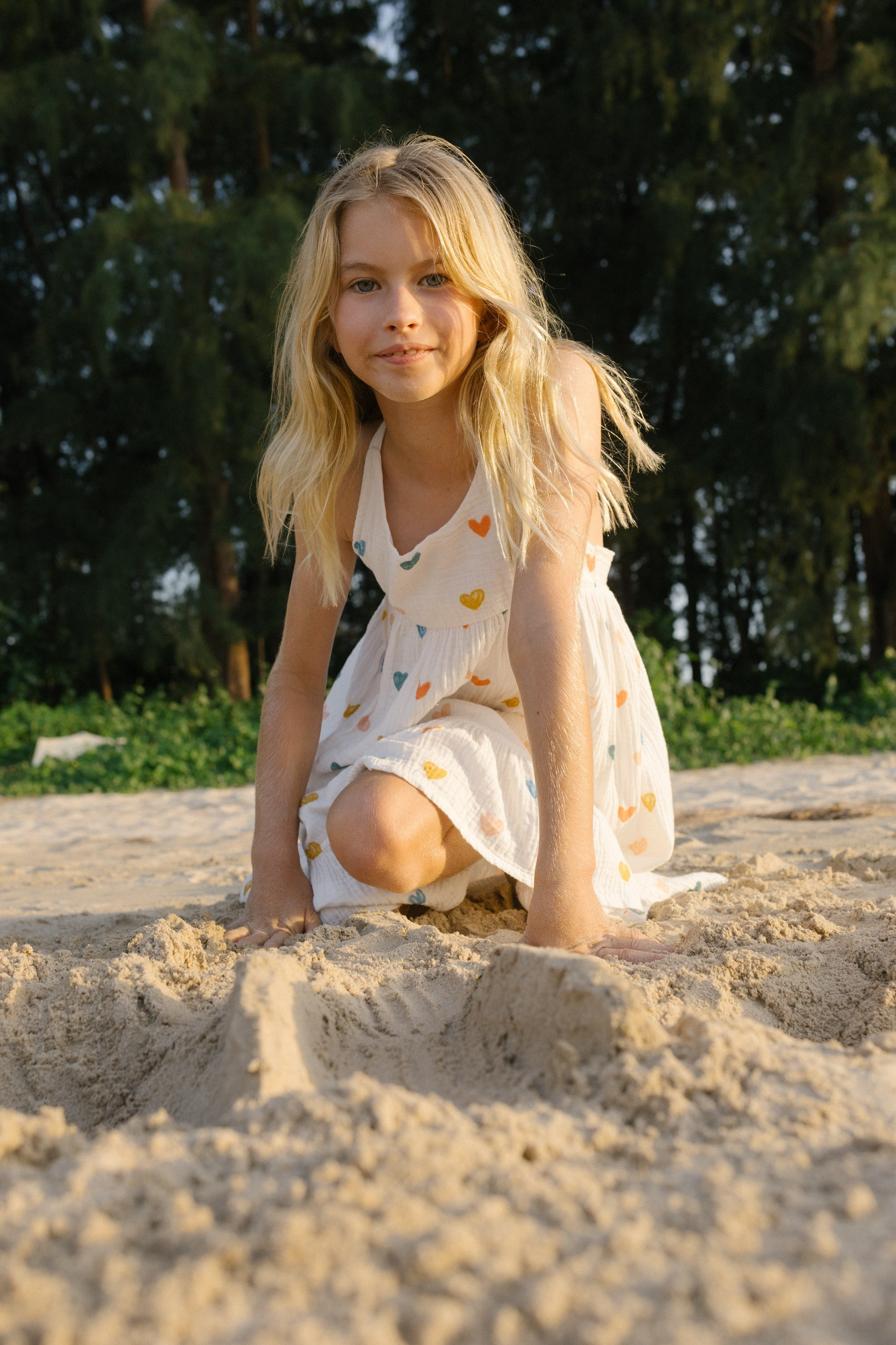 Family photoshoot in Phuket, Thailand. Fedor Lemeshko — Destination Wedding and Family Lifestyle photographer