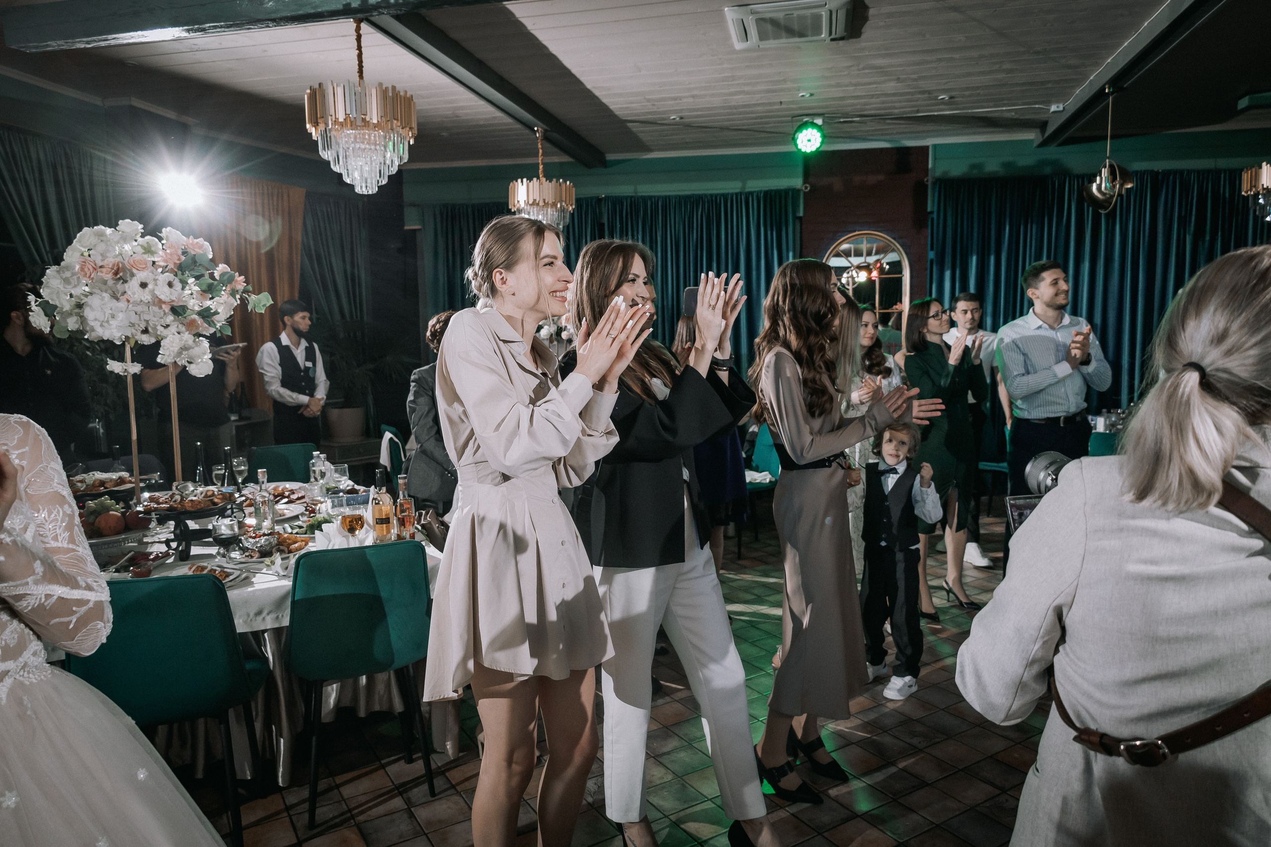 Свадебный день. Дарья и Джем. Свадебная фотография. Арина Рубах