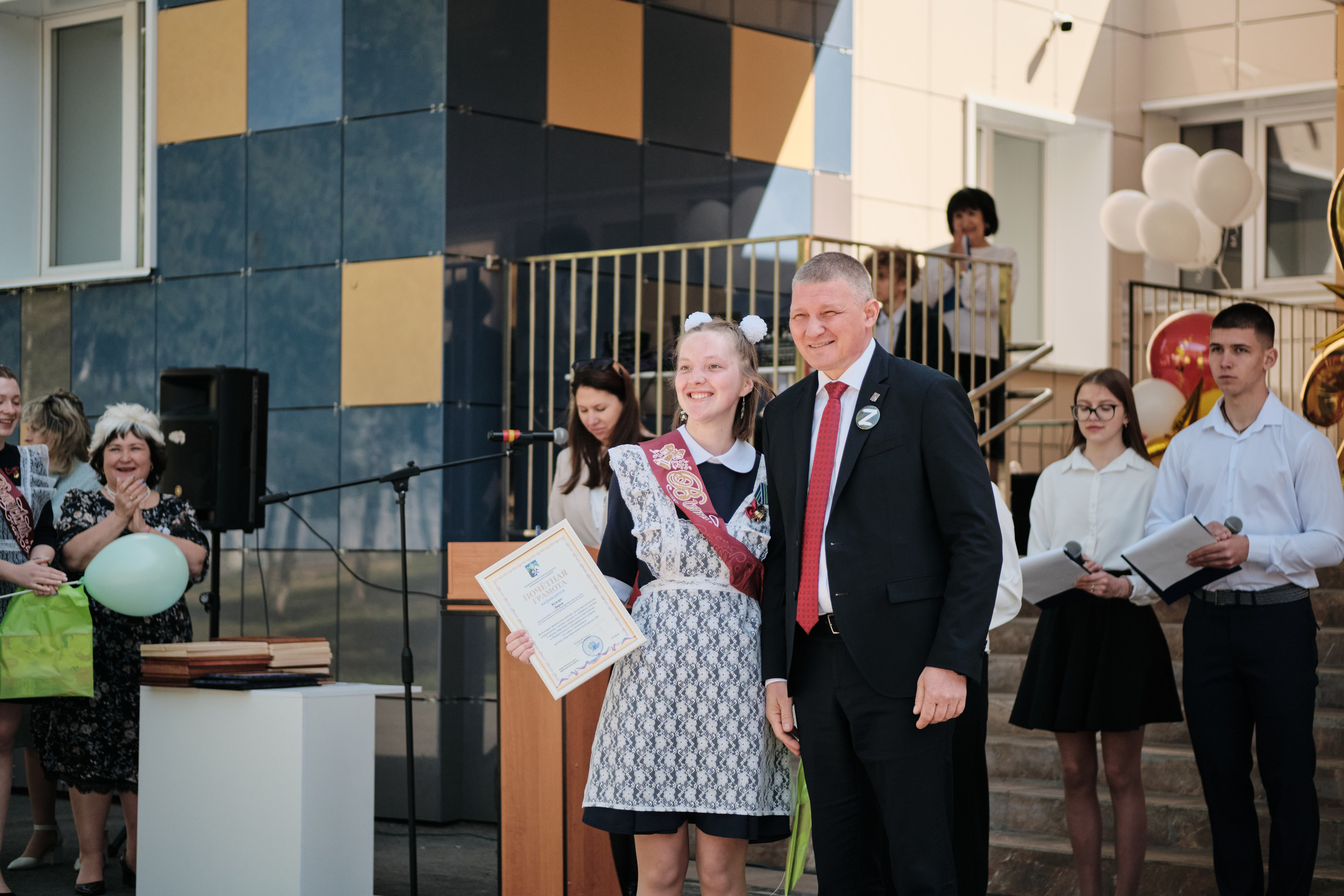 Последний звонок Таштагол 2023. Свадебный и семейный фотограф в Новокузнецке Иван Иванов