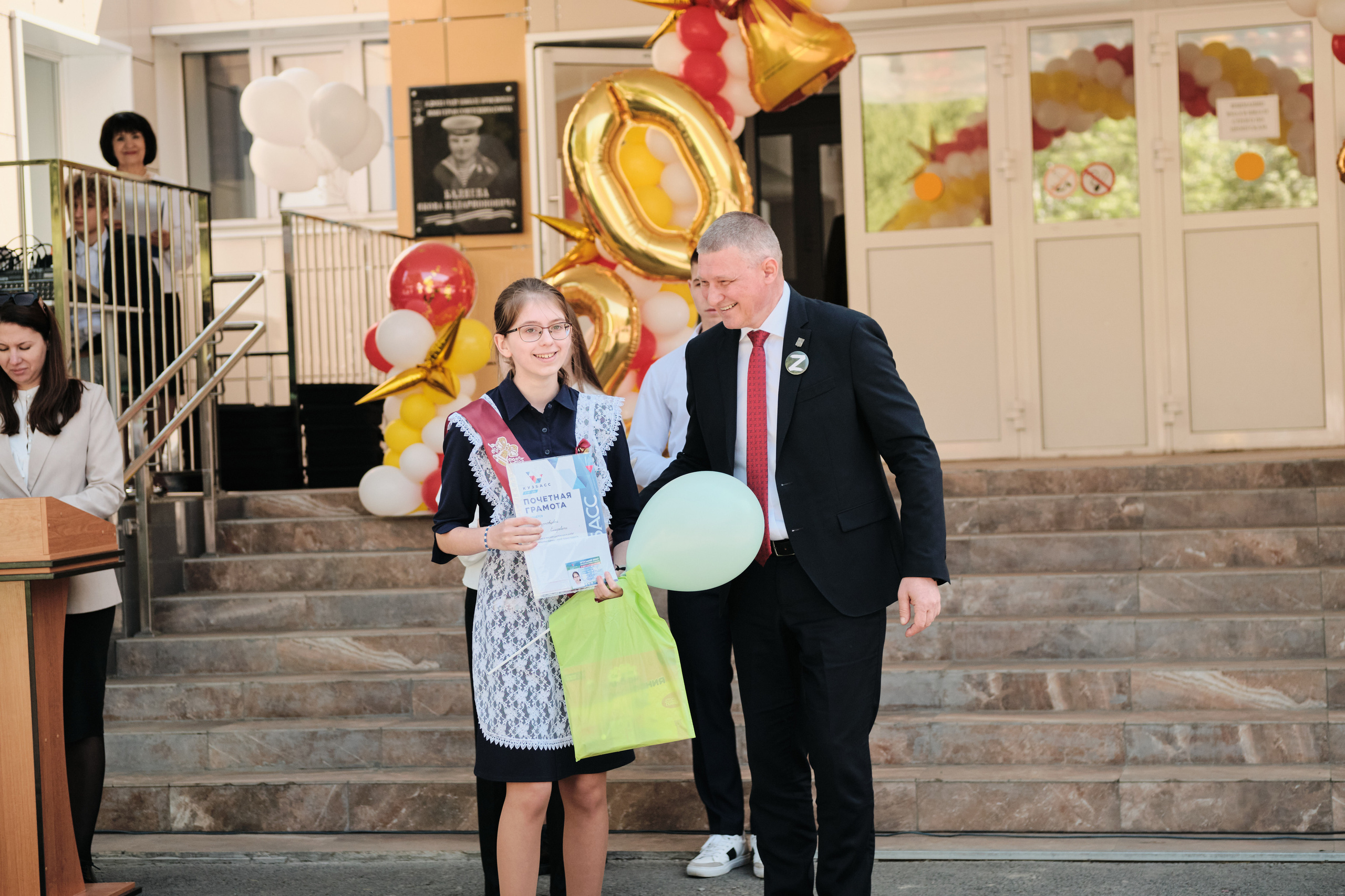 Последний звонок Таштагол 2023. Свадебный и семейный фотограф в Новокузнецке Иван Иванов