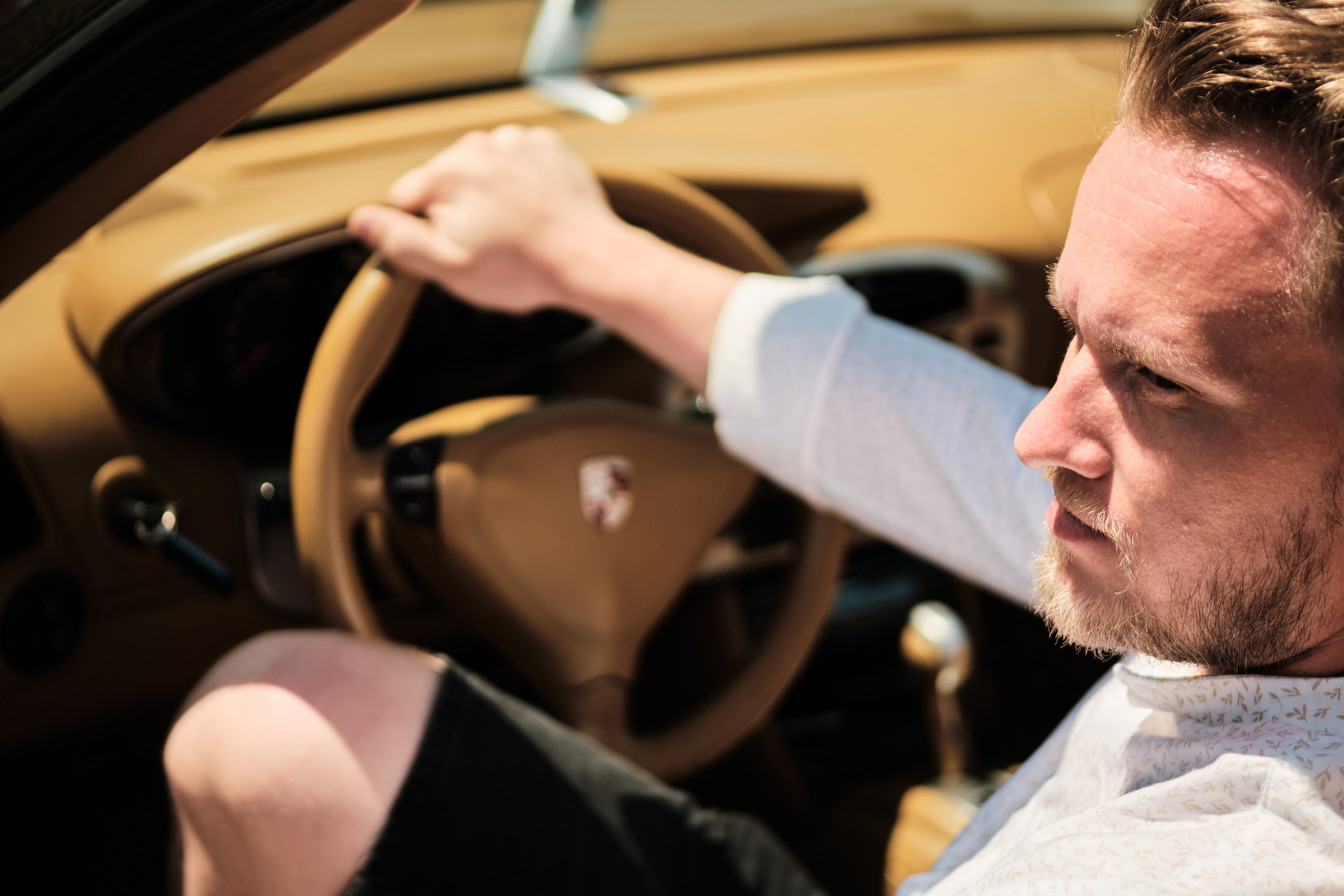 На кабриолетах — индивидуальная съемка в Сочи. Свадебный и семейный фотограф в Новокузнецке Иван Иванов