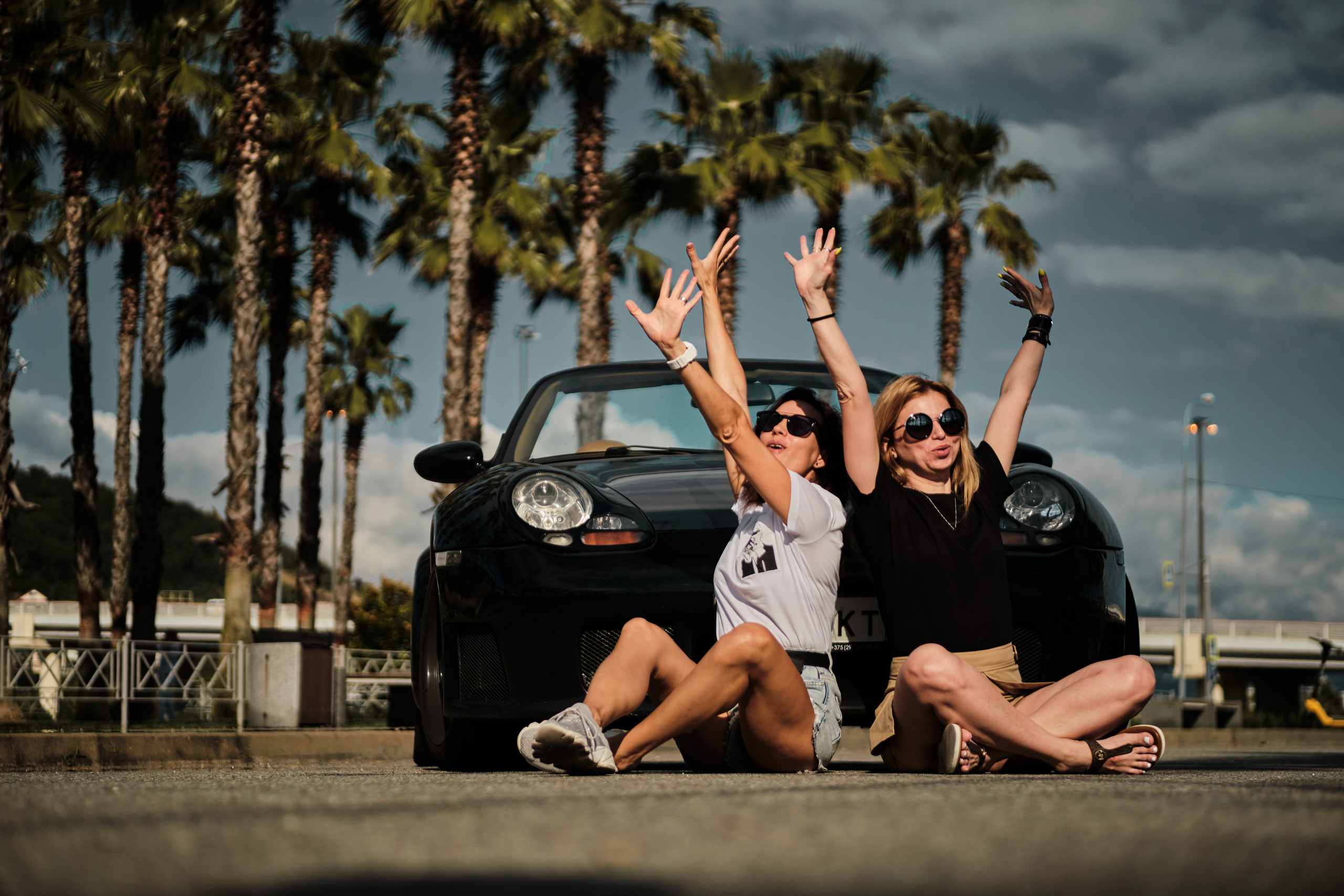 На кабриолетах — индивидуальная съемка в Сочи. Свадебный и семейный фотограф в Новокузнецке Иван Иванов