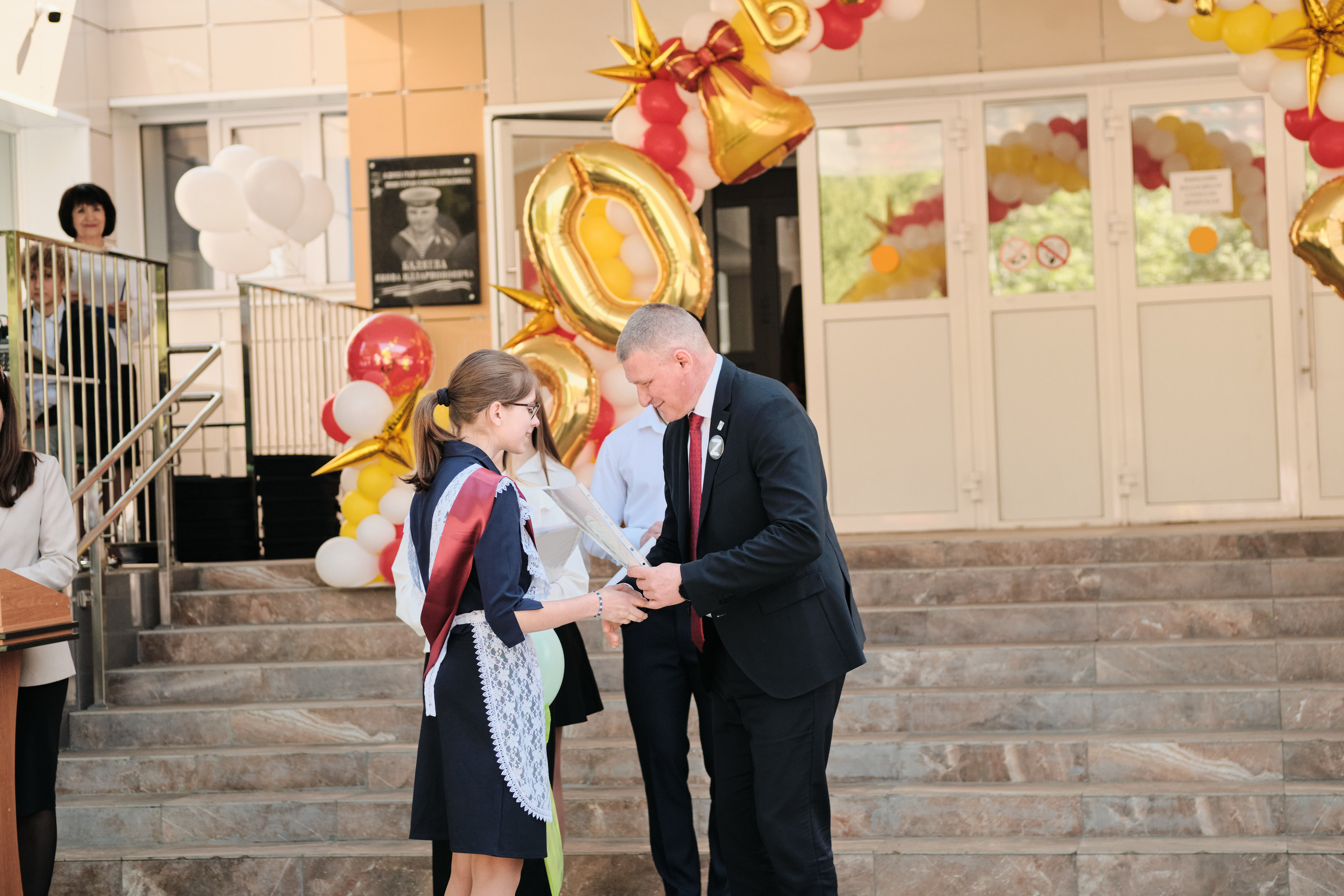 Последний звонок Таштагол 2023. Свадебный и семейный фотограф в Новокузнецке Иван Иванов