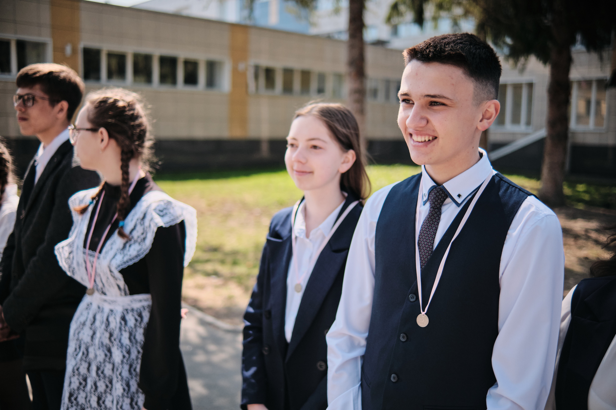 Последний звонок Таштагол 2023. Свадебный и семейный фотограф в Новокузнецке Иван Иванов