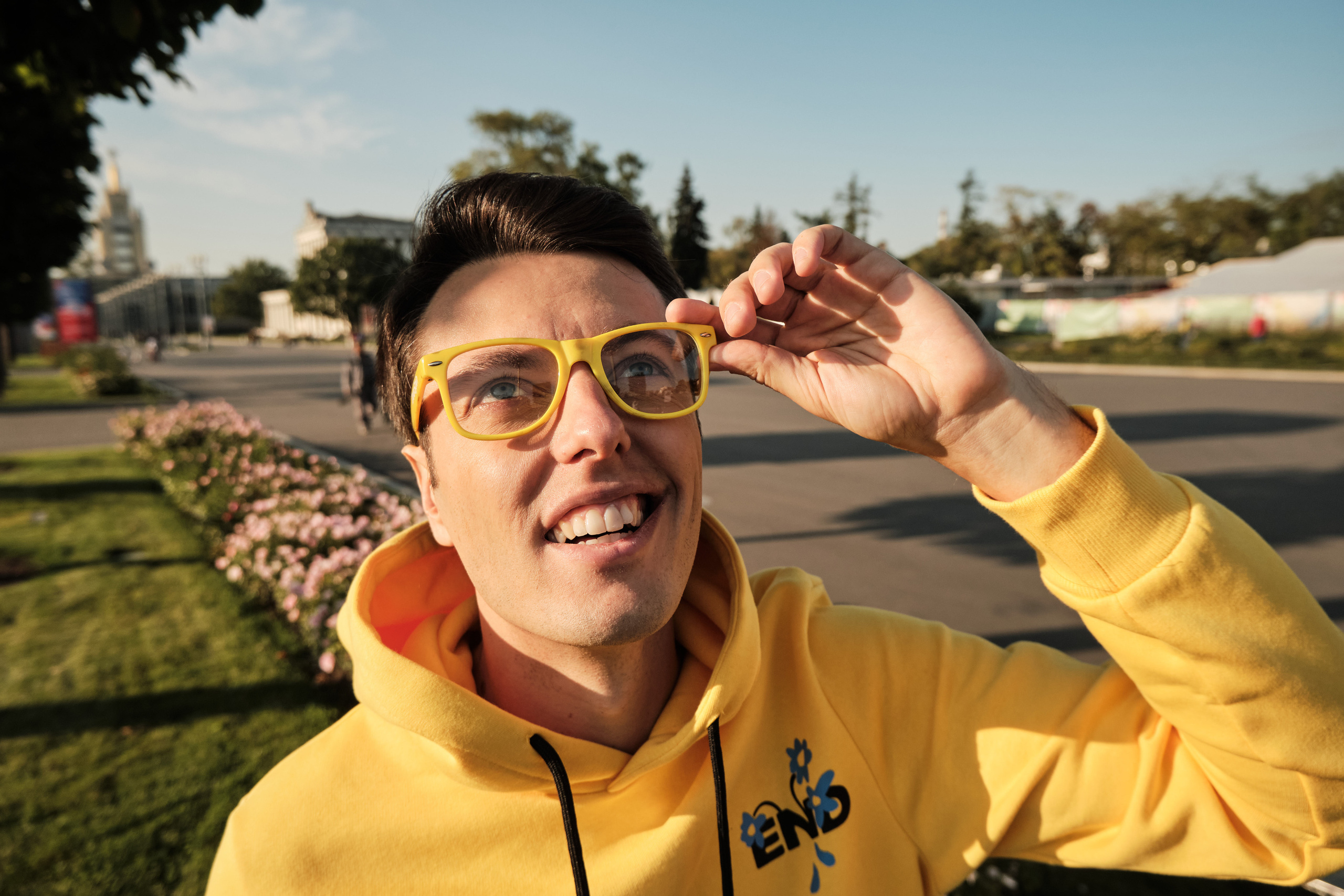 Ведущий МСК — Константин. Свадебный и семейный фотограф в Новокузнецке Иван Иванов