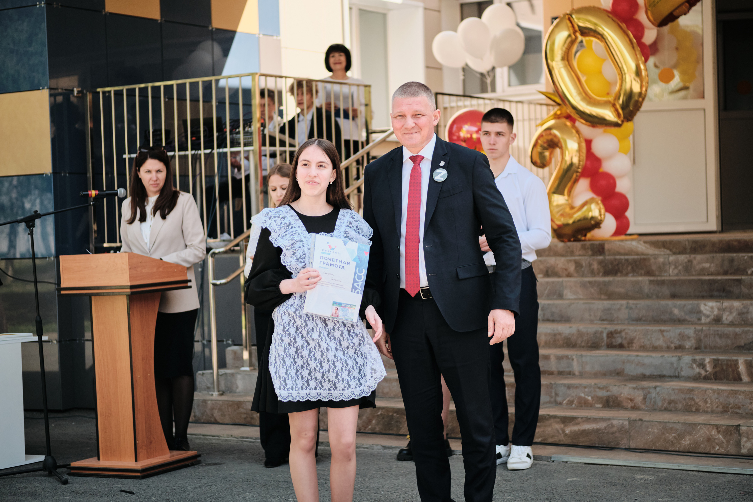 Последний звонок Таштагол 2023. Свадебный и семейный фотограф в Новокузнецке Иван Иванов