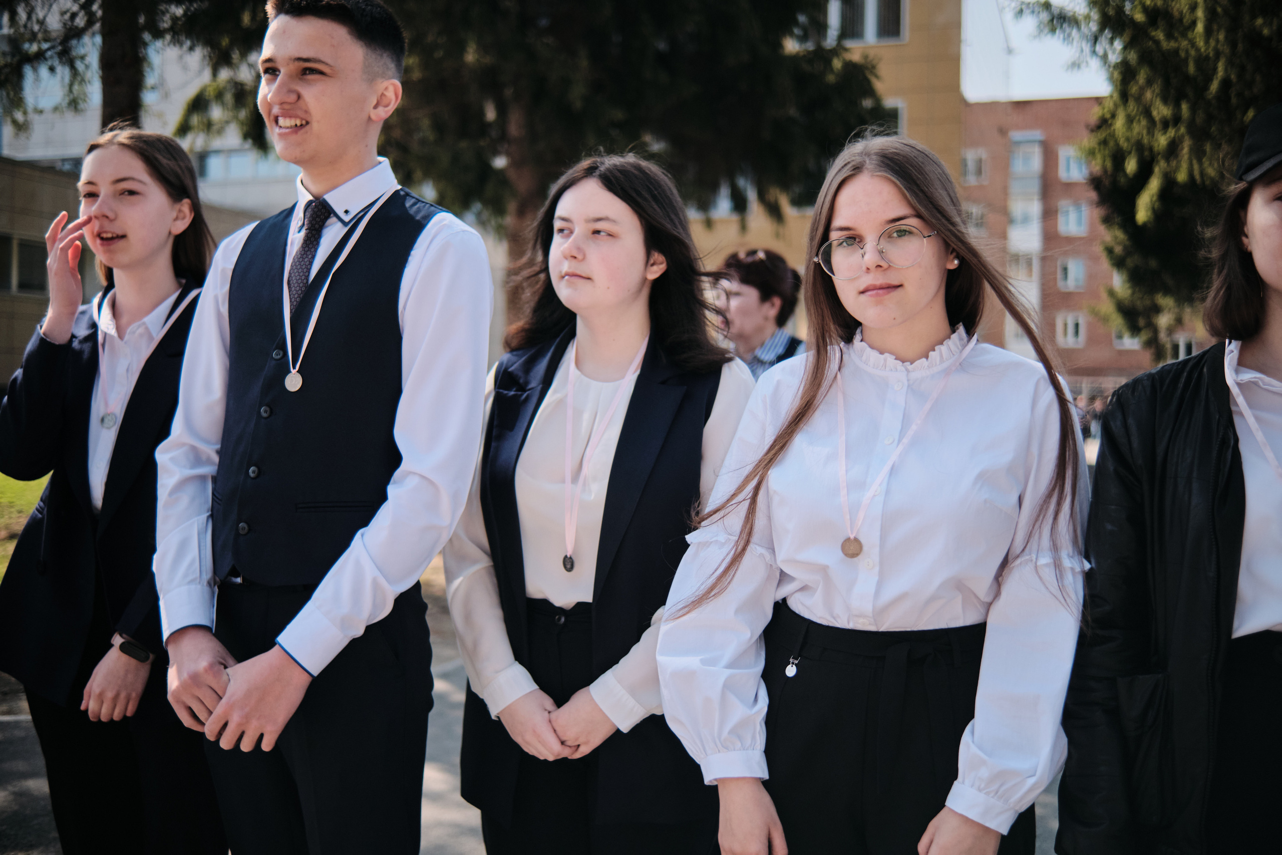 Последний звонок Таштагол 2023. Свадебный и семейный фотограф в Новокузнецке Иван Иванов