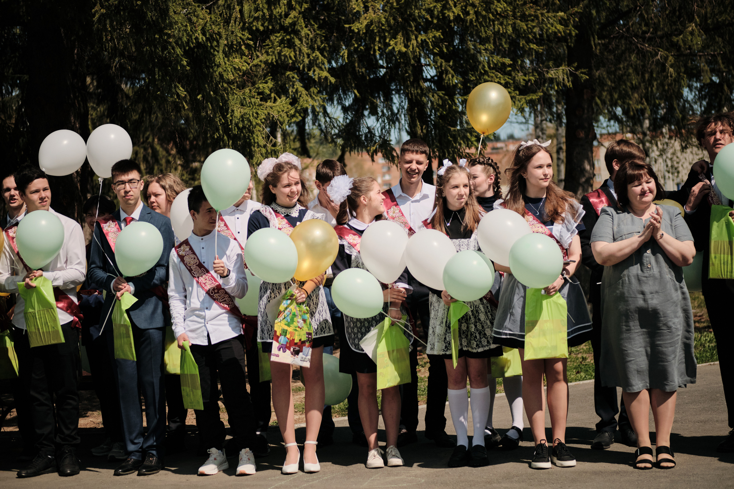 Последний звонок Таштагол 2023. Свадебный и семейный фотограф в Новокузнецке Иван Иванов