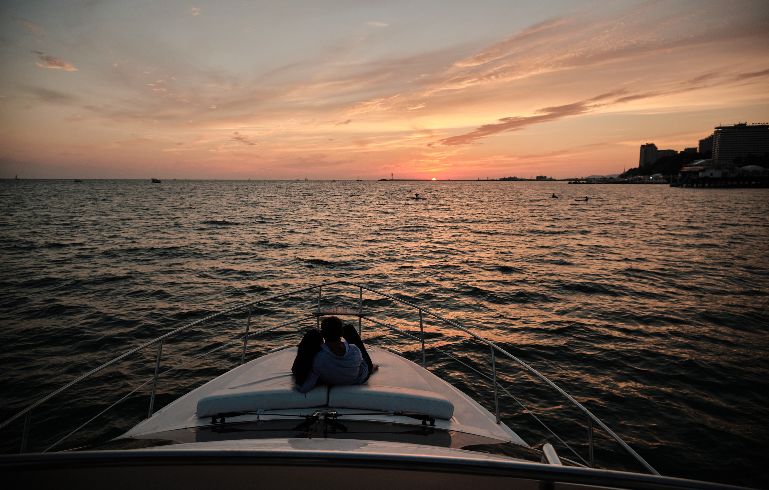Прогулка на яхте — Жанна и Илья (Сочи). Свадебный и семейный фотограф в Новокузнецке Иван Иванов