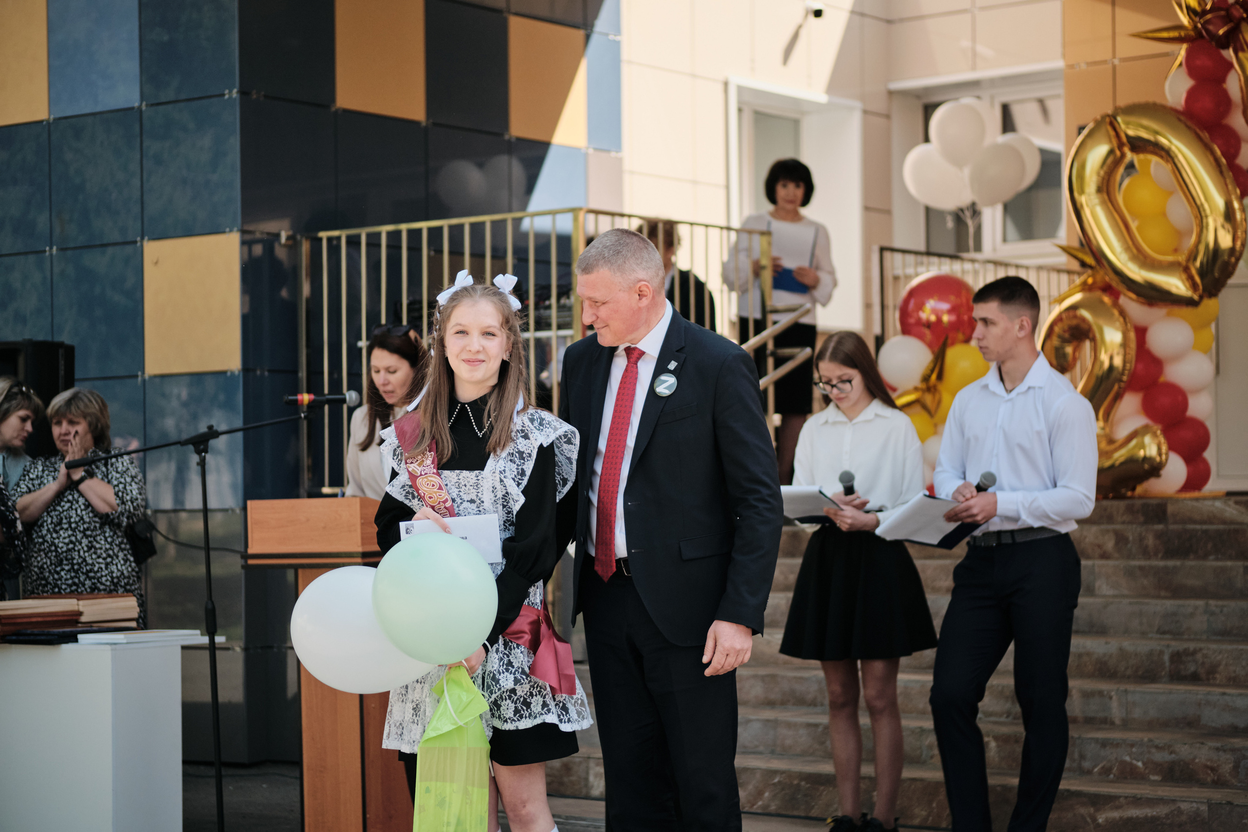 Последний звонок Таштагол 2023. Свадебный и семейный фотограф в Новокузнецке Иван Иванов