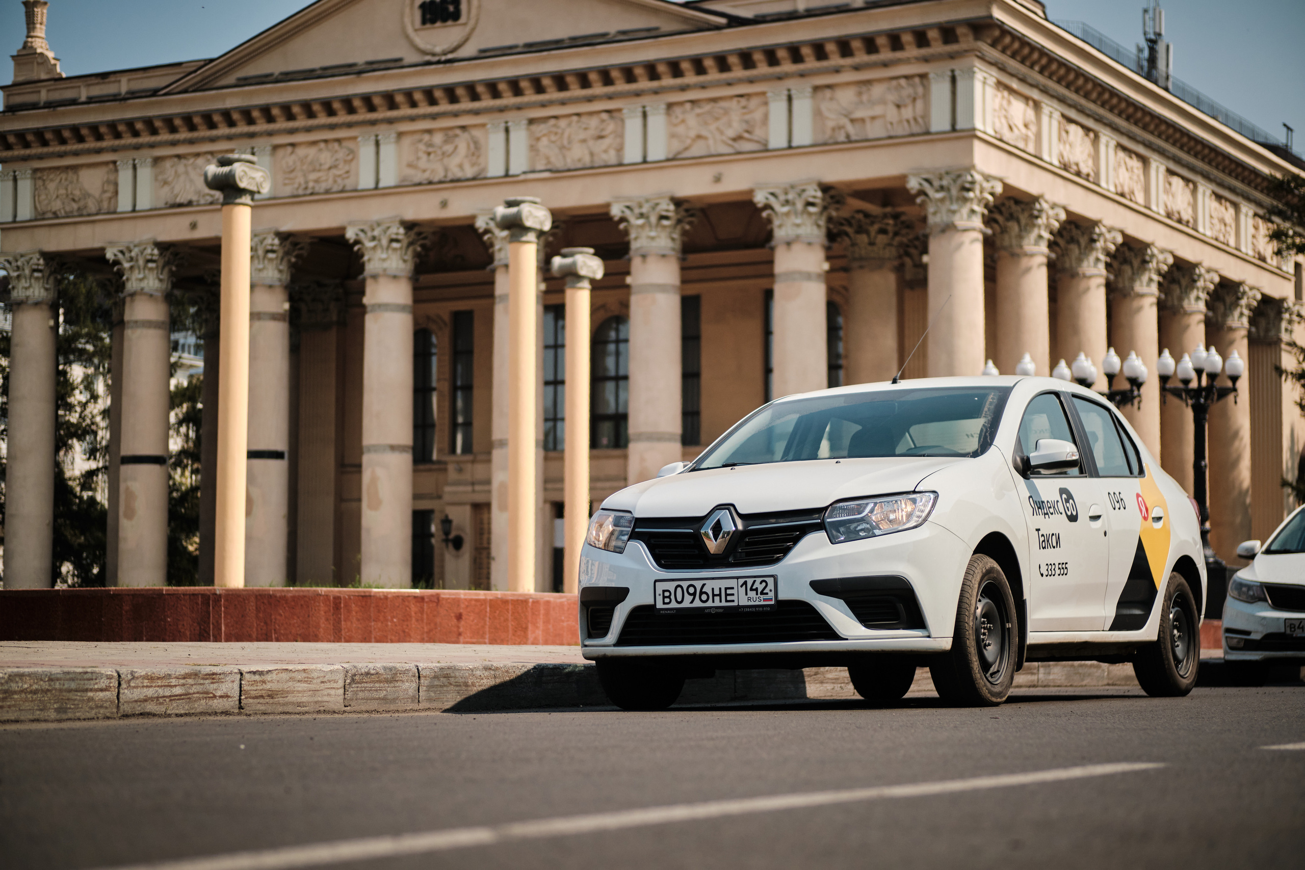 Для Яндекс такси Новокузнецк. Свадебный и семейный фотограф в Новокузнецке Иван Иванов