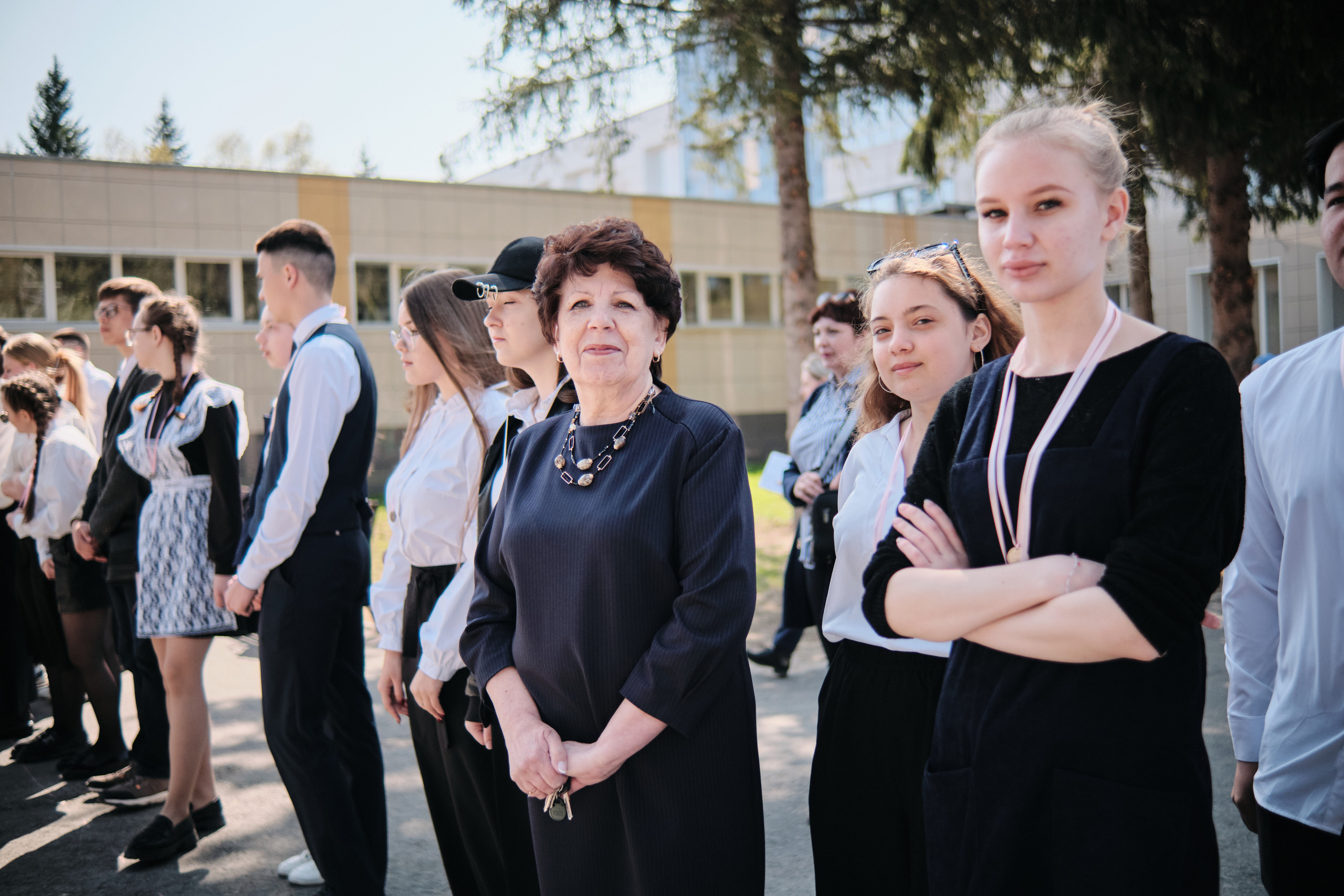 Последний звонок Таштагол 2023. Свадебный и семейный фотограф в Новокузнецке Иван Иванов