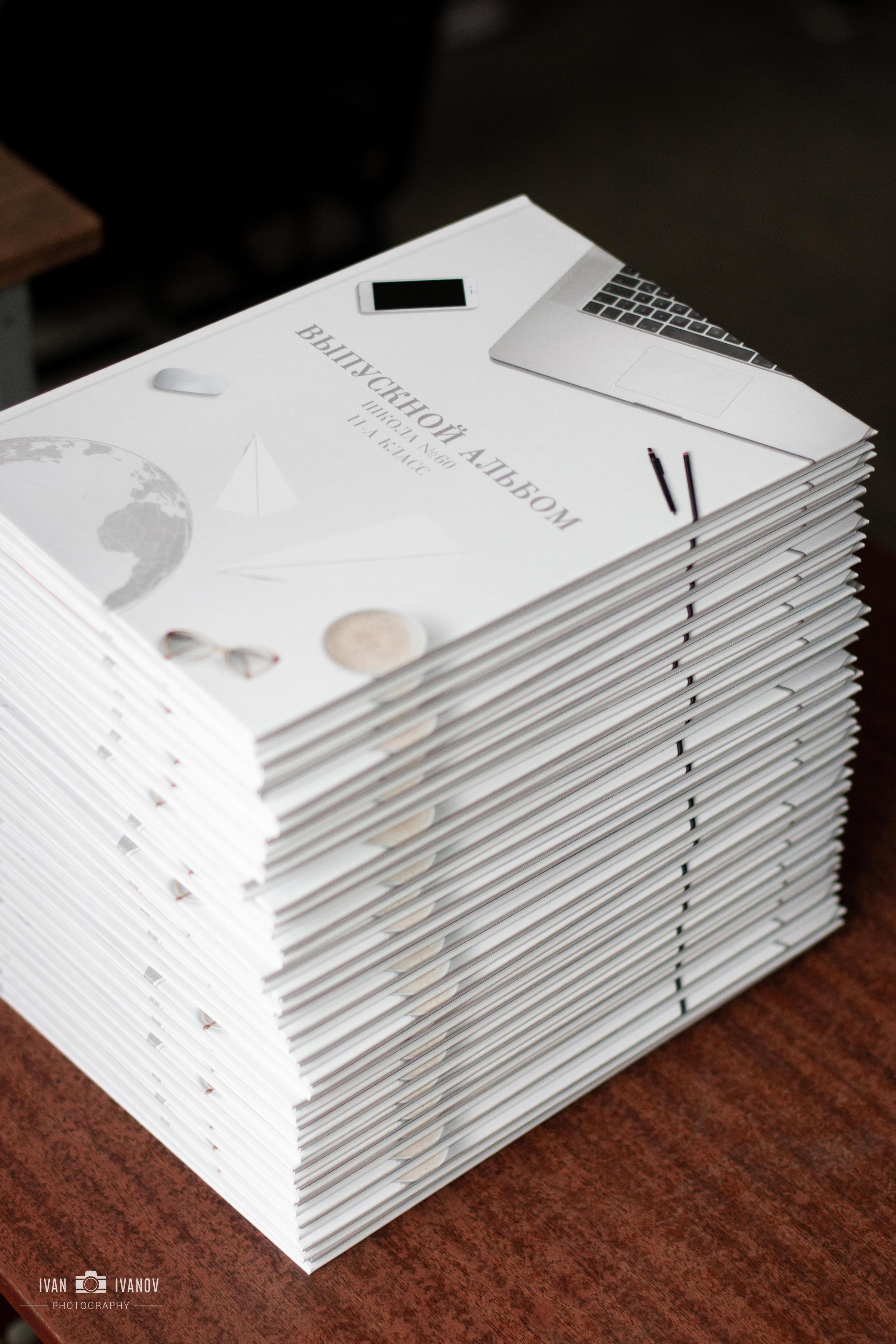 Выпускные фотокниги. Свадебный и семейный фотограф в Новокузнецке Иван Иванов