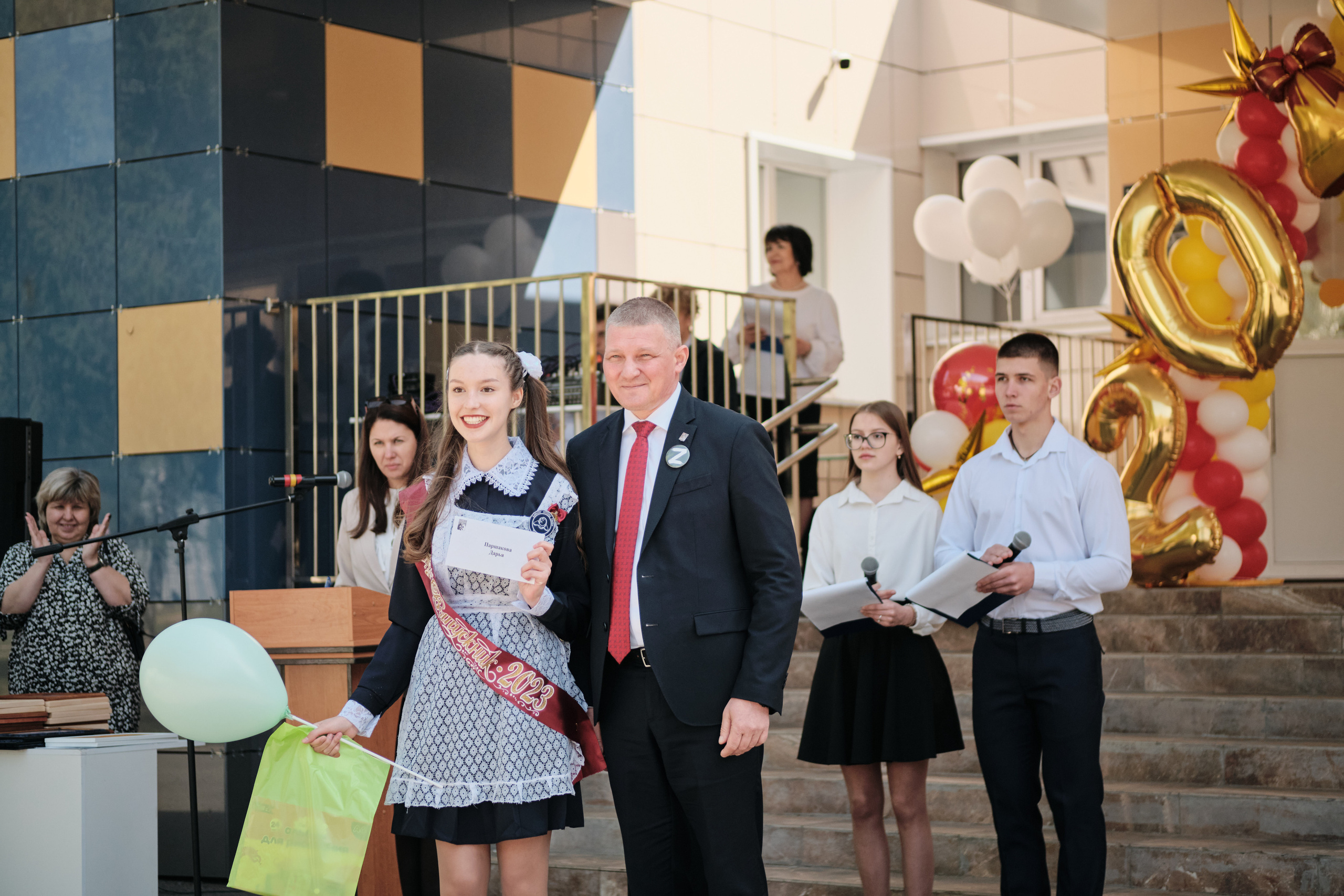 Последний звонок Таштагол 2023. Свадебный и семейный фотограф в Новокузнецке Иван Иванов