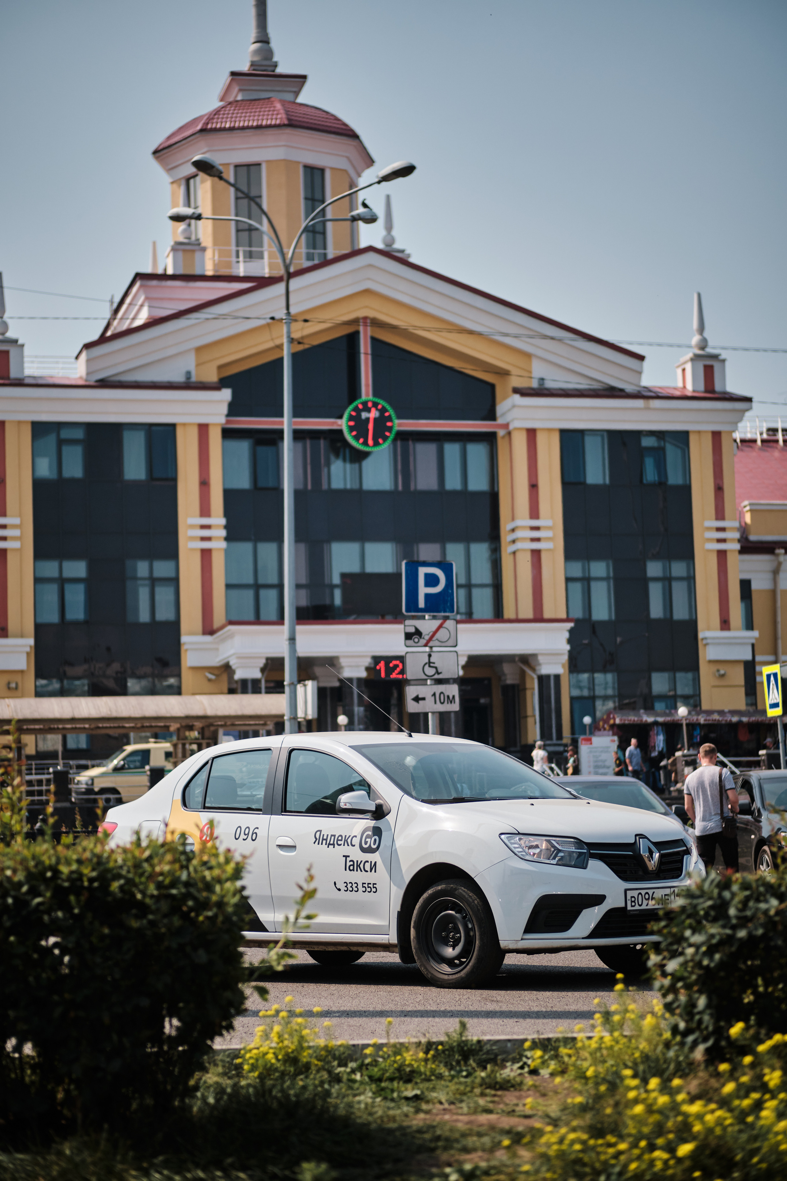 Для Яндекс такси Новокузнецк. Свадебный и семейный фотограф в Новокузнецке Иван Иванов