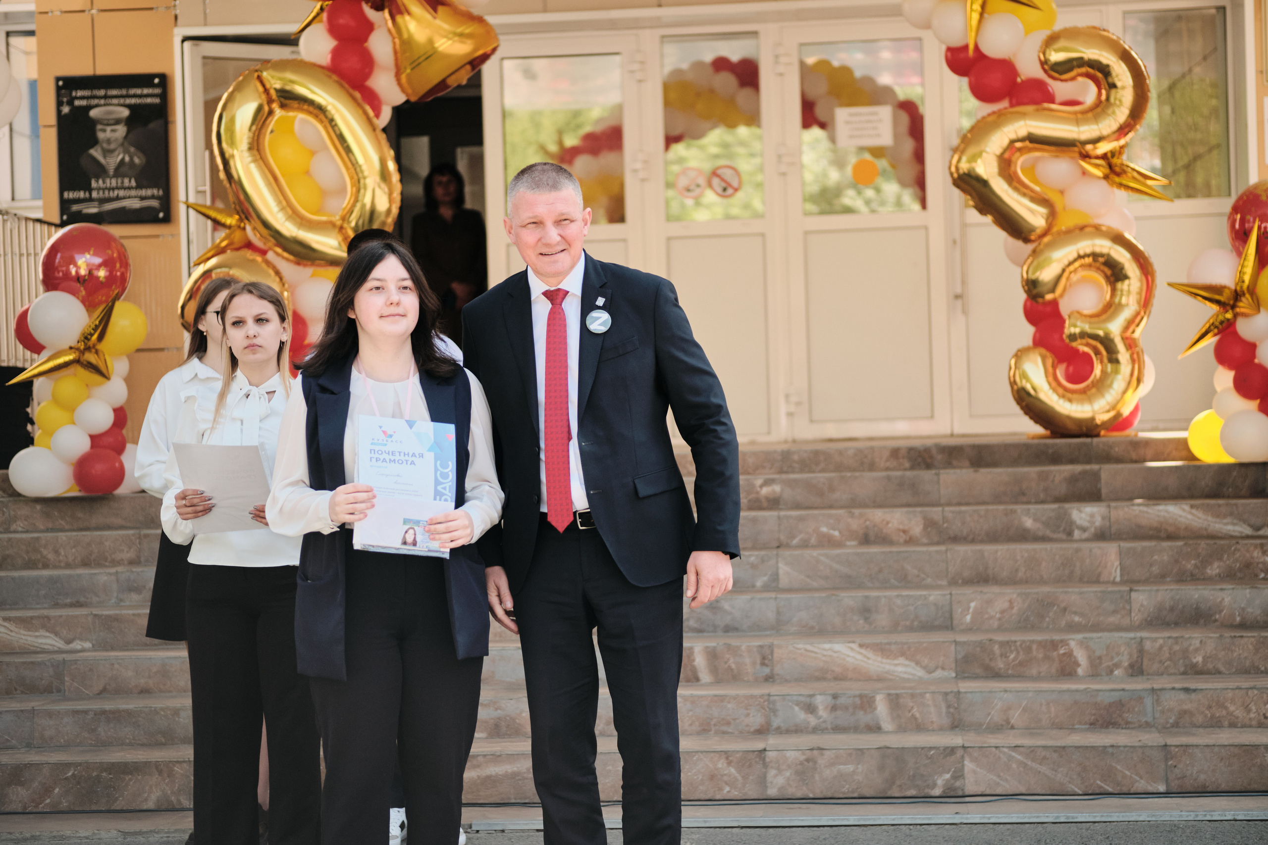 Последний звонок Таштагол 2023. Свадебный и семейный фотограф в Новокузнецке Иван Иванов