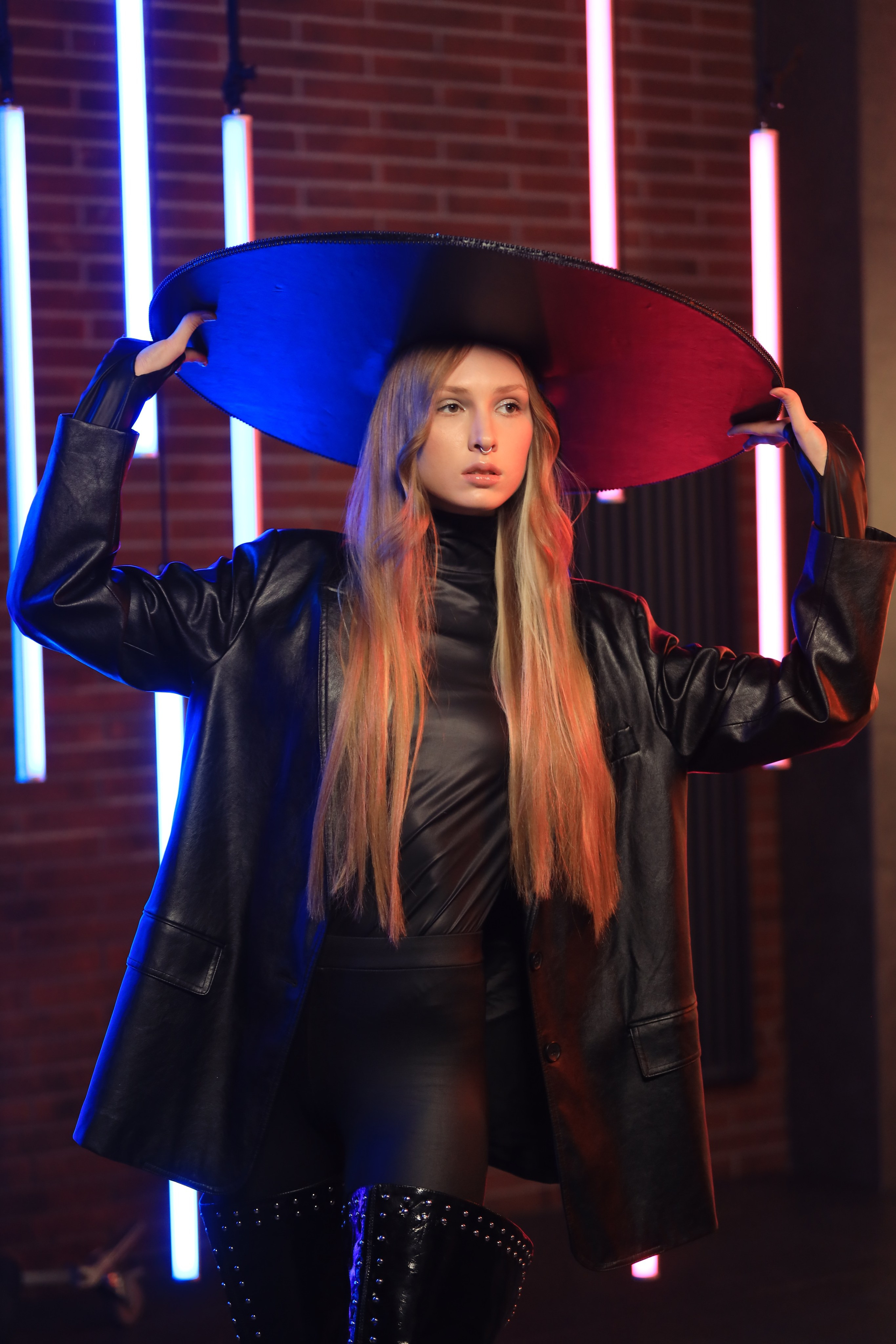 Все дело в шляпе. Съемка в студии под ваш запрос, студийные съемки, фотографии архитектурных объектов — Александр Евстигнеев — фотограф Москва