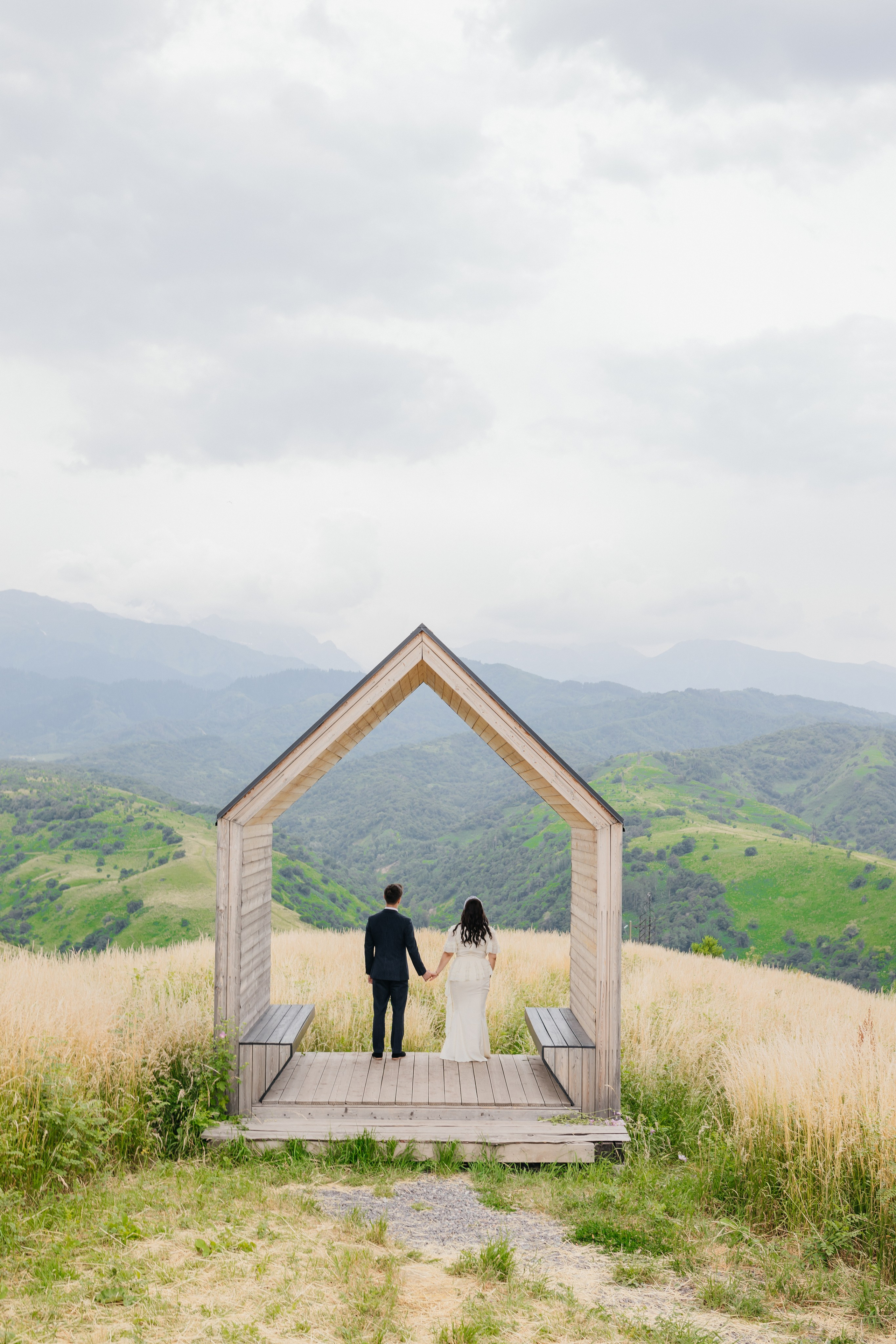 MADI & ARU. Wedding and Fashion photographer