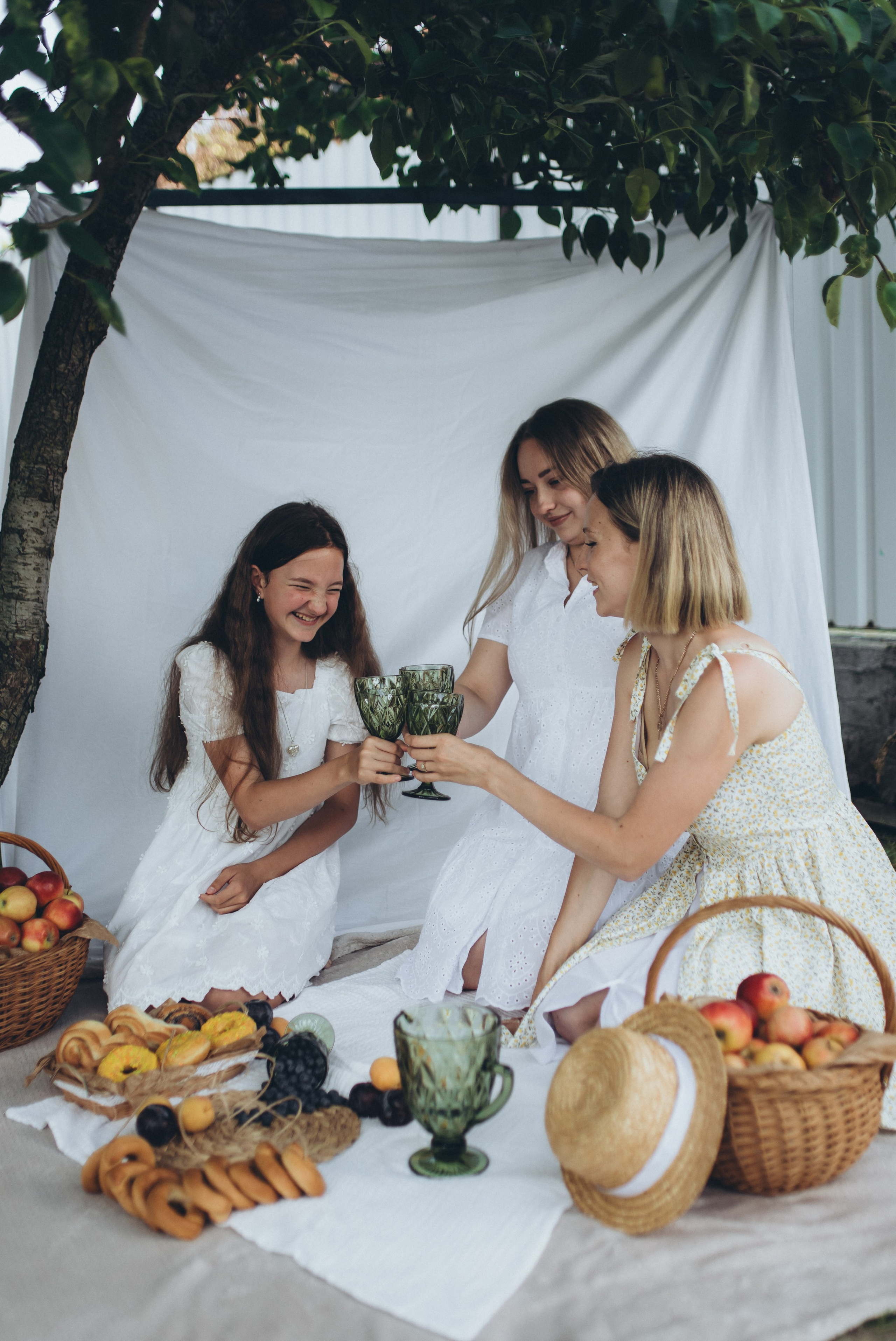 Домашняя семейная фотосессия пикник в Сочи. Фотограф в Сочи — Маргарита Поганова