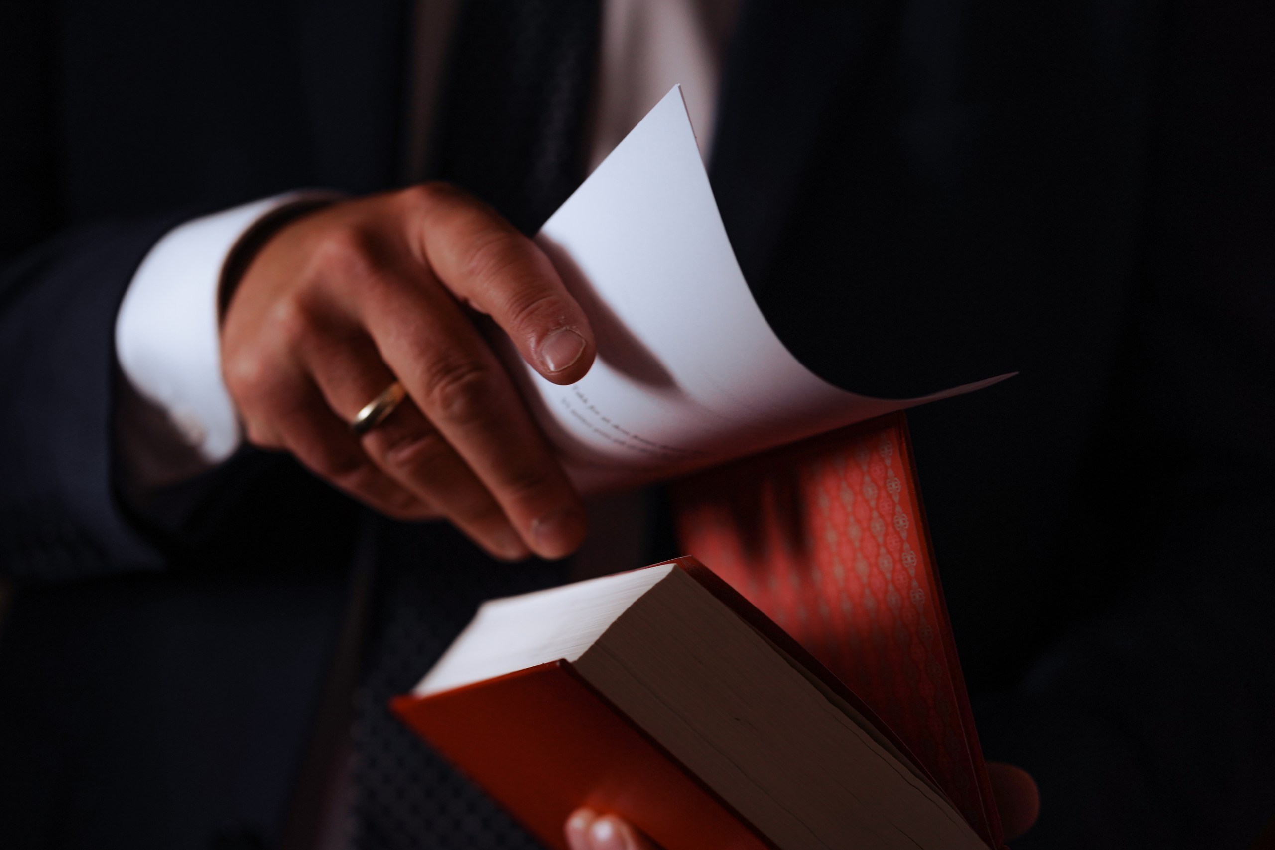 Eline and Kristian. Elopement Wedding Photographer