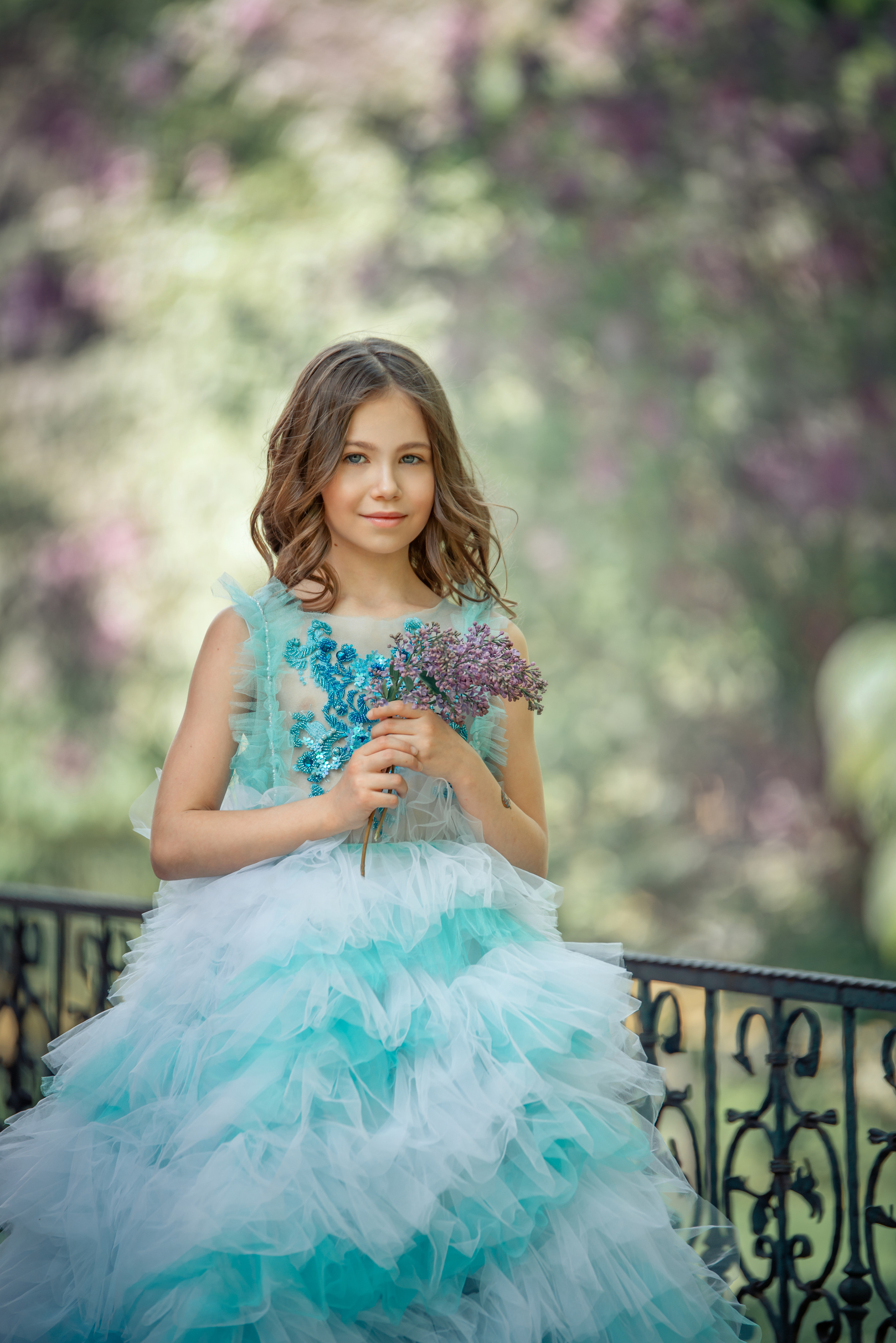 фотосессия в сиреневом саду, профессиональный фотограф Москва