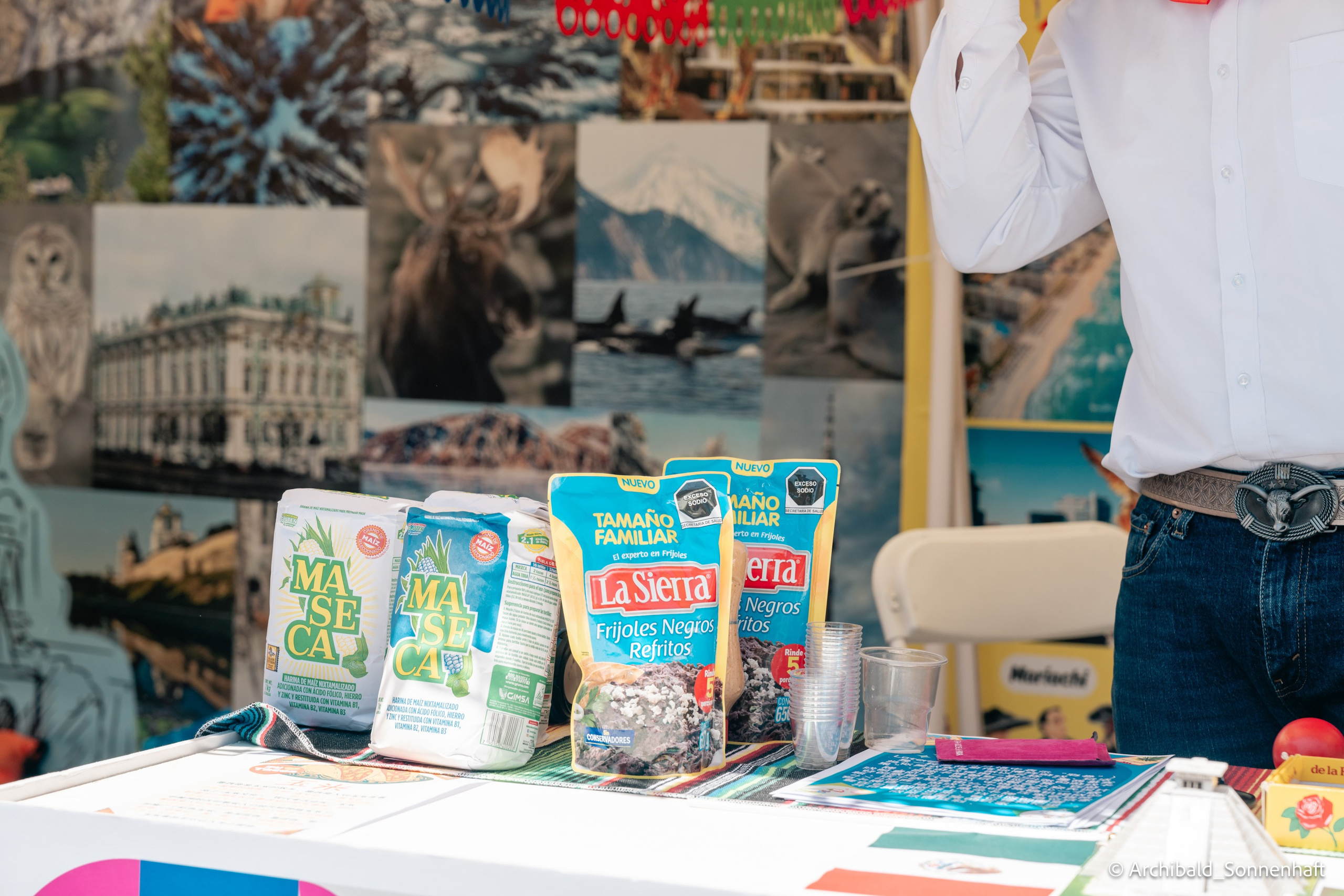 TJU Cultural Festival. Photographer in Guangzhou, China. Archibald Sonnenhaft