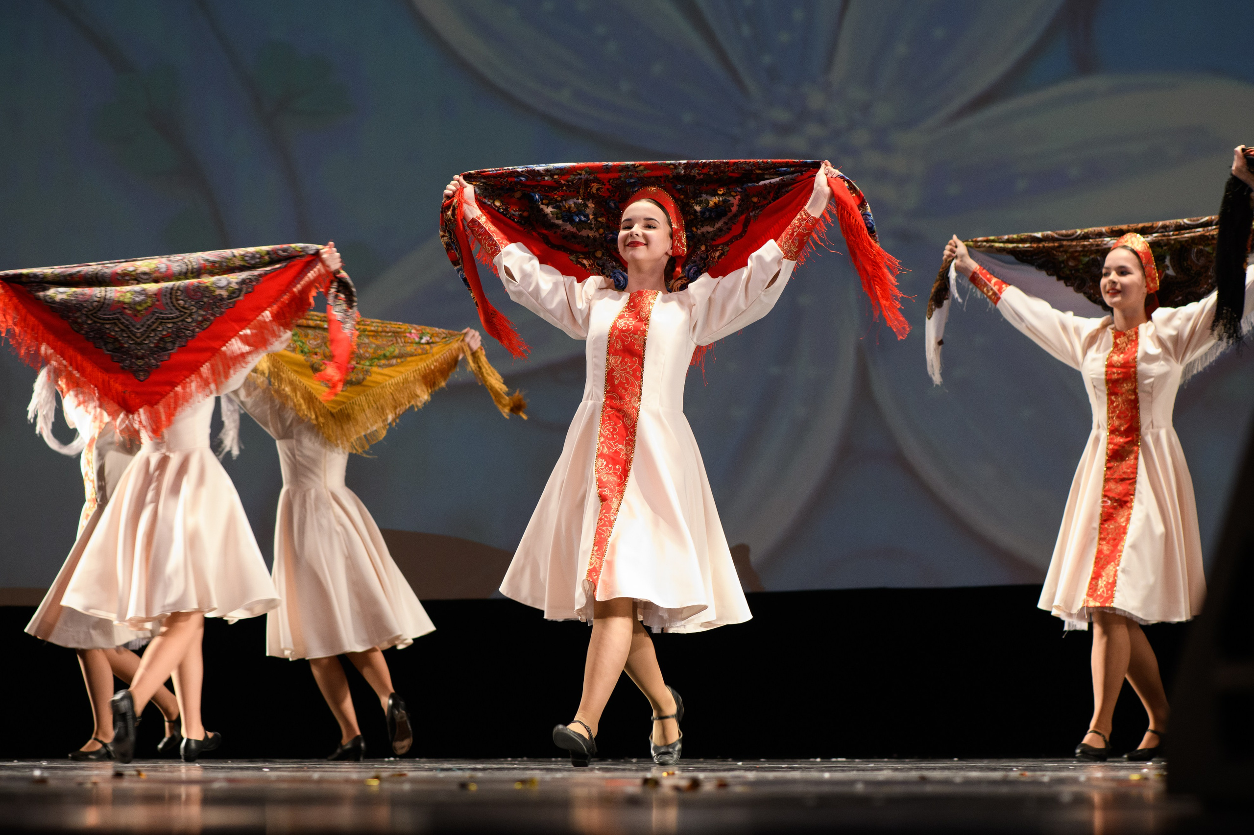 23 апреля, часть 2, БКЗ Октябрьский, г. Санкт-Петербург. Золотое яблочко