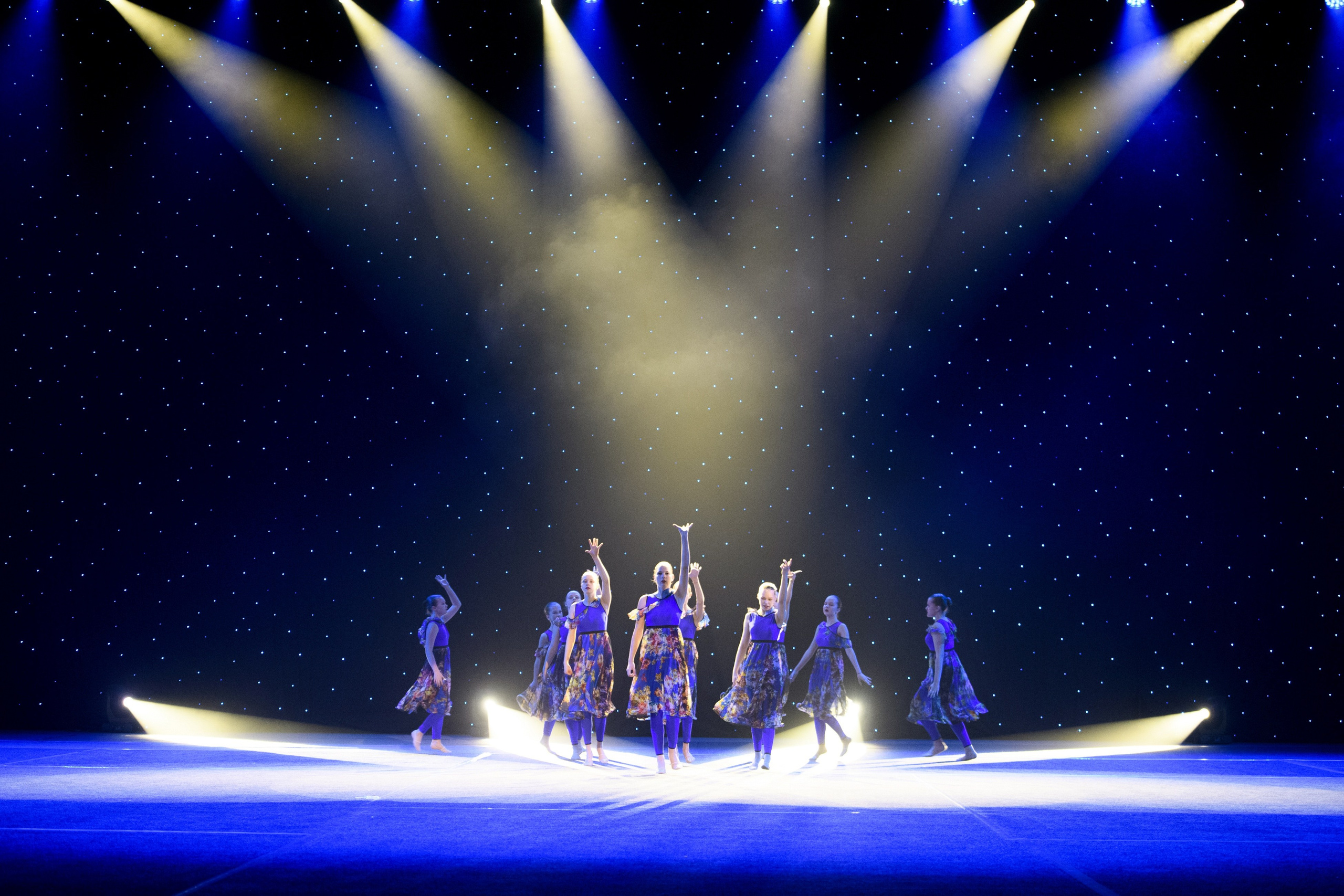 6 мая, концерт 10 лет, Сибур Арена, г. Санкт-Петербург. Золотое яблочко