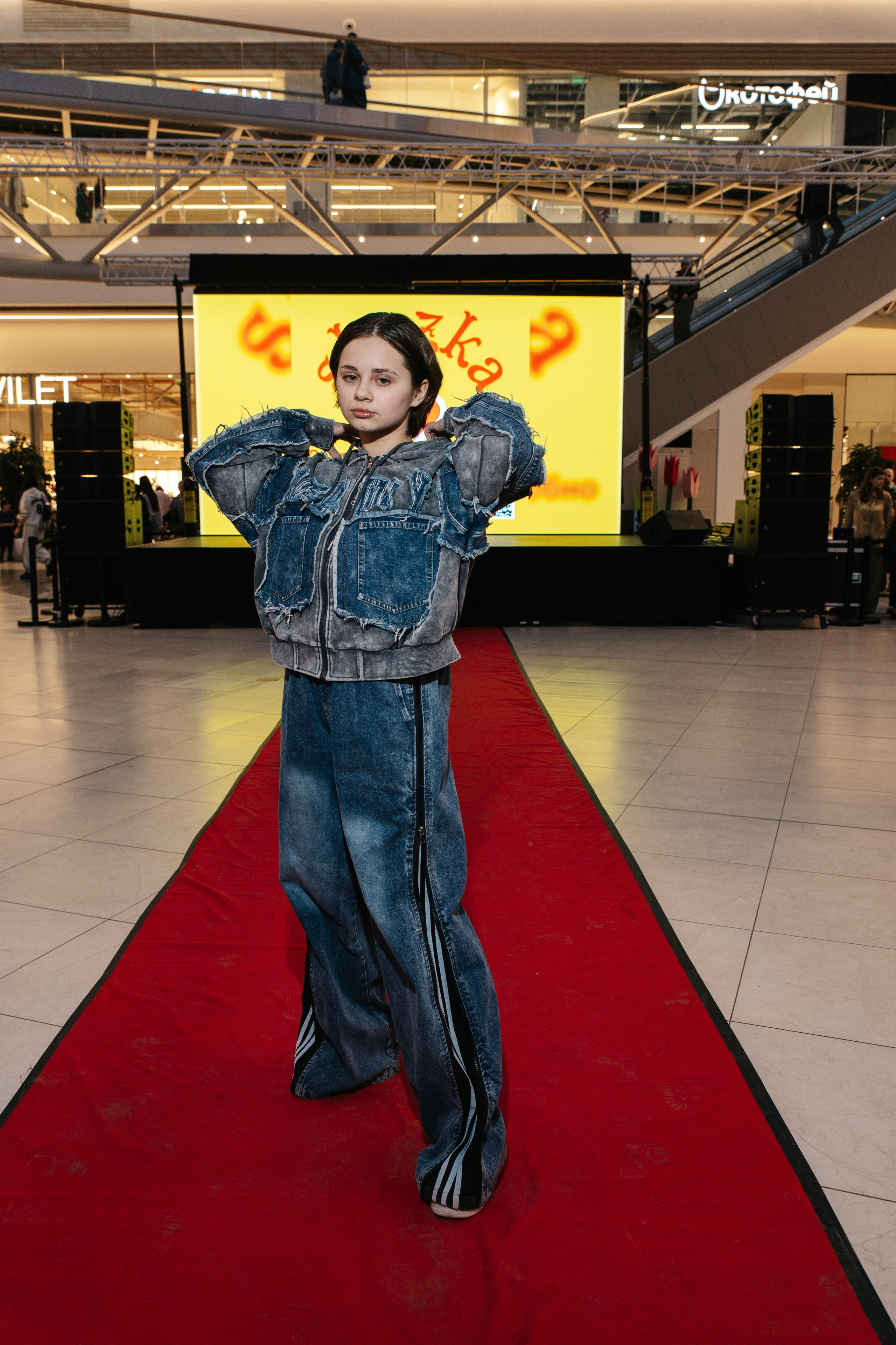 Показ HAPPY KIDS. Анна Таркина