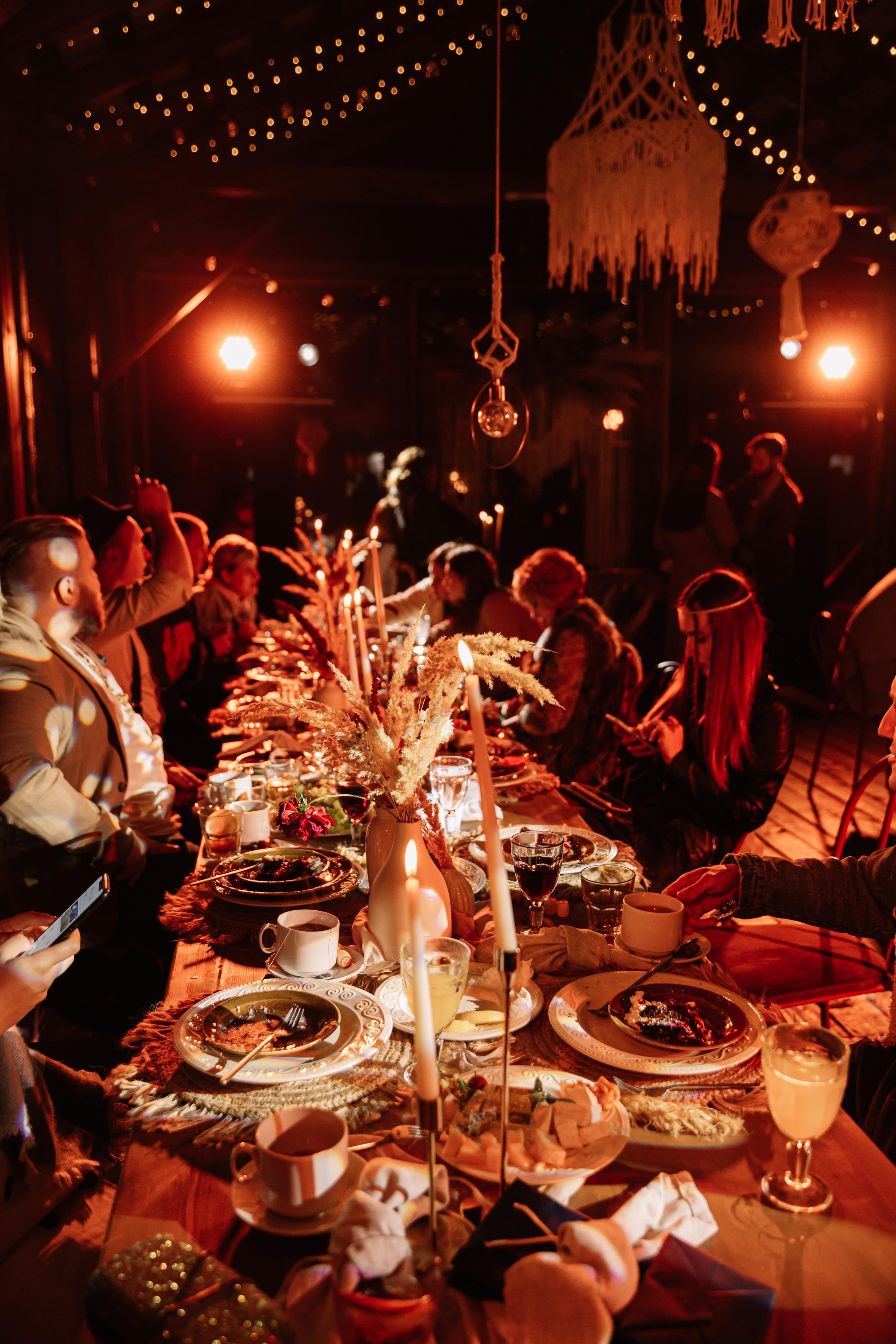 Банкет в Истоке. Свет на свадьбу Нижний Новгород Friends Rent