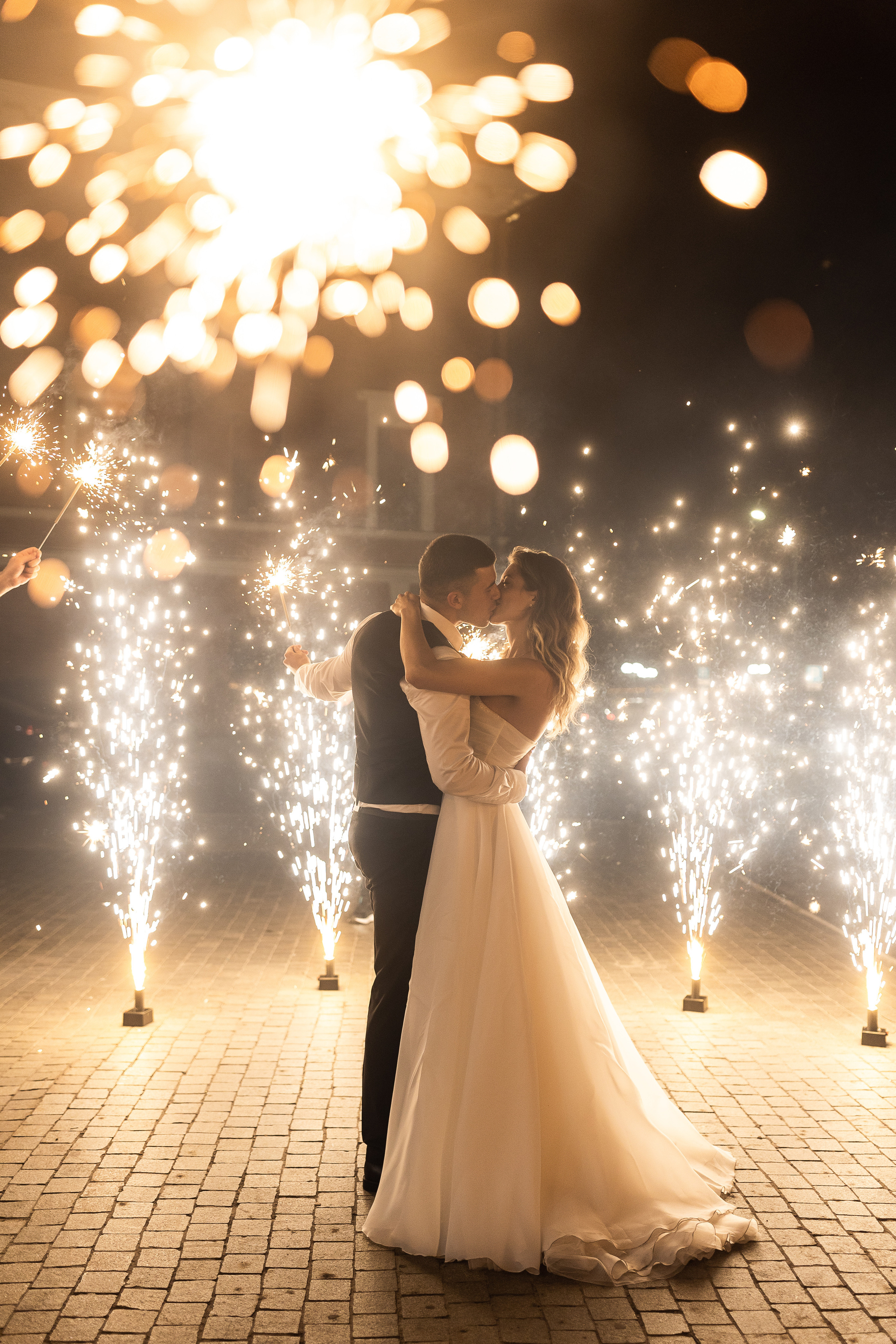 Банкет в Monet. Свет на свадьбу Нижний Новгород Friends Rent