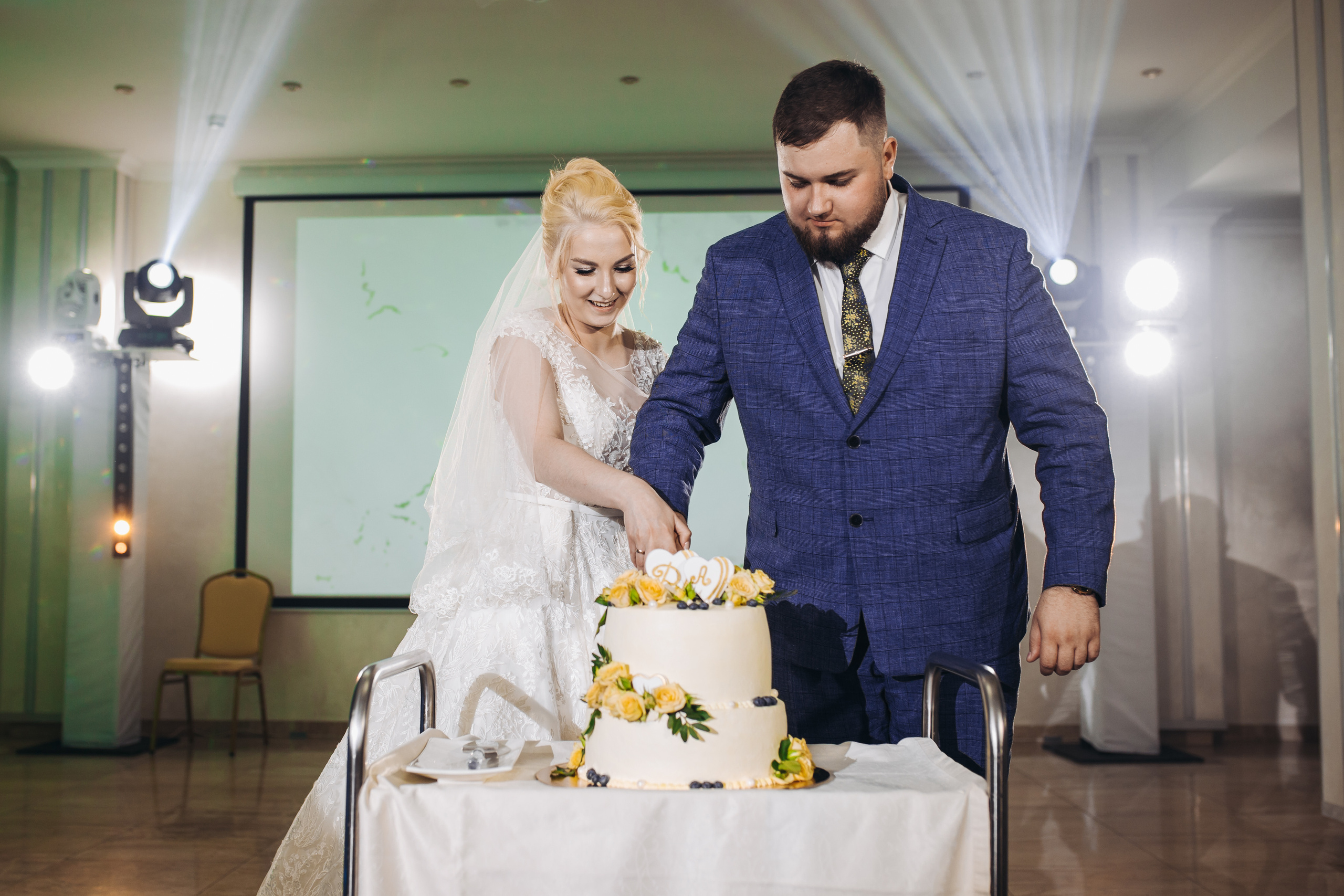 Банкет в ресторане Гранат. Свет на свадьбу Нижний Новгород Friends Rent