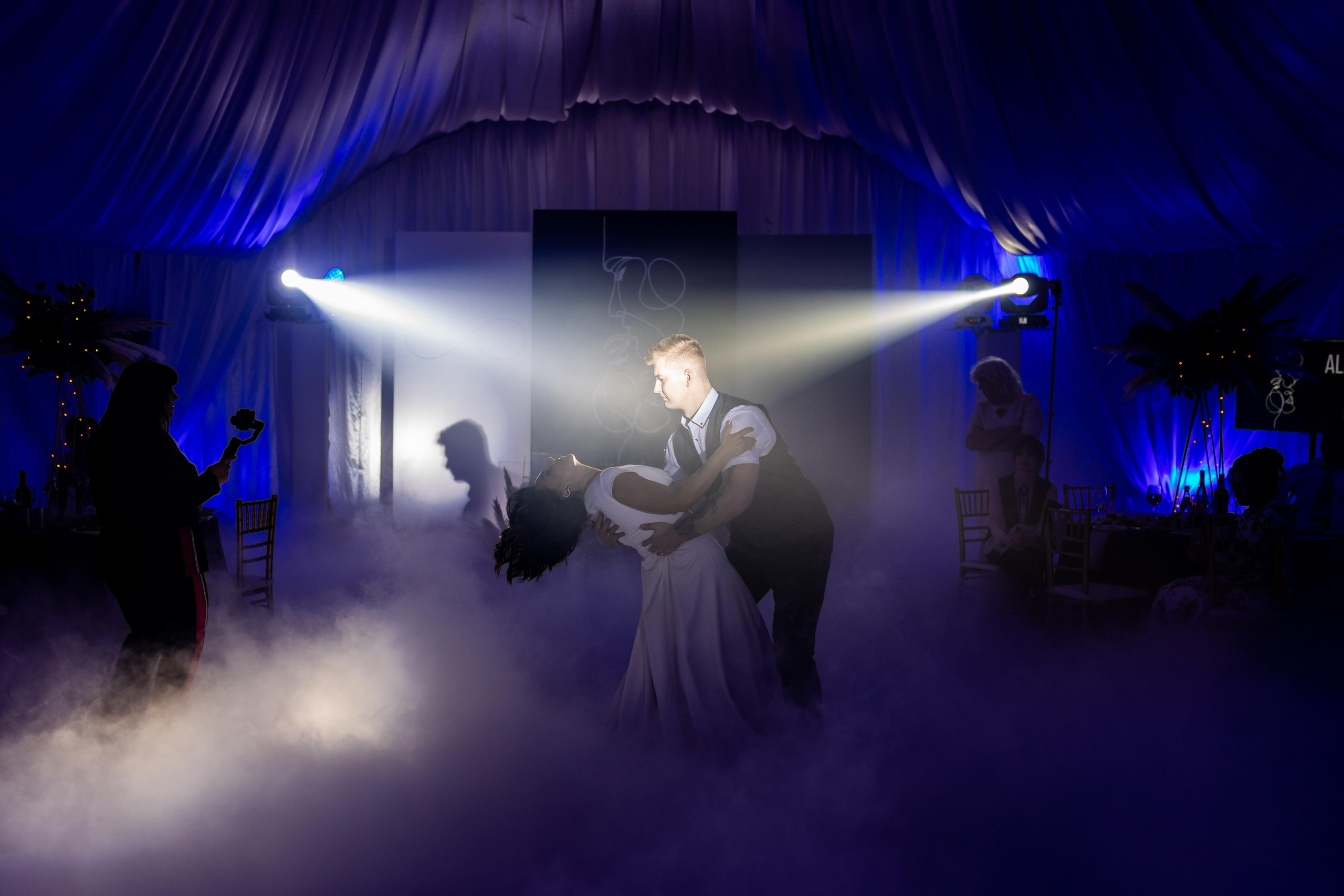 Банкет в Шатер-НН. Зименки. Свет на свадьбу Нижний Новгород Friends Rent