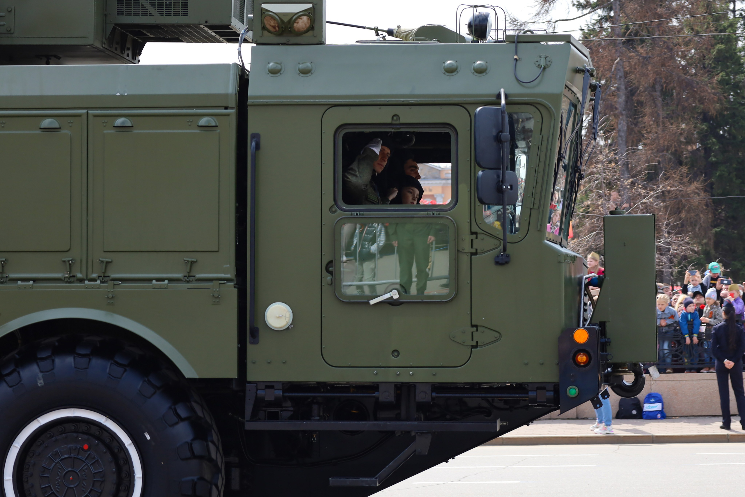 День победы 2023. Репортажный фотограф в Иркутске Семён Фёдоров