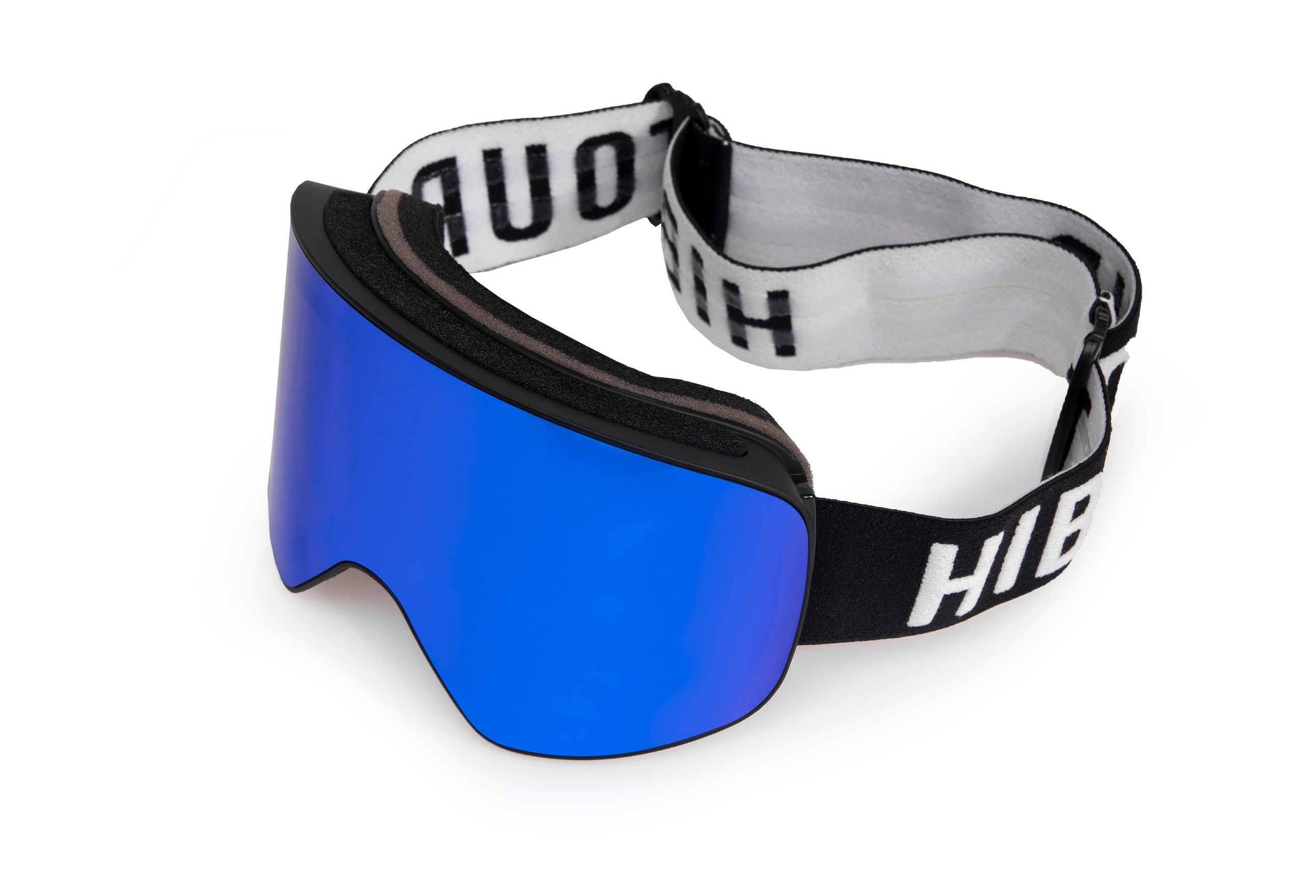 Горнолыжные маски. Профессиональная фотостудия в Санкт-Петербурге «Точка»