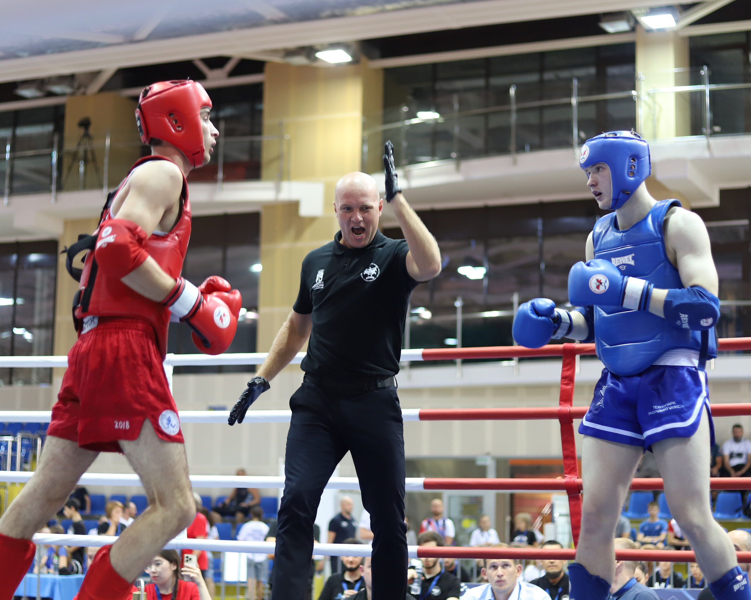 ПЕРВЕНСТВО РОССИИ ПО МУАЙ ТАЙ. Больше не греет