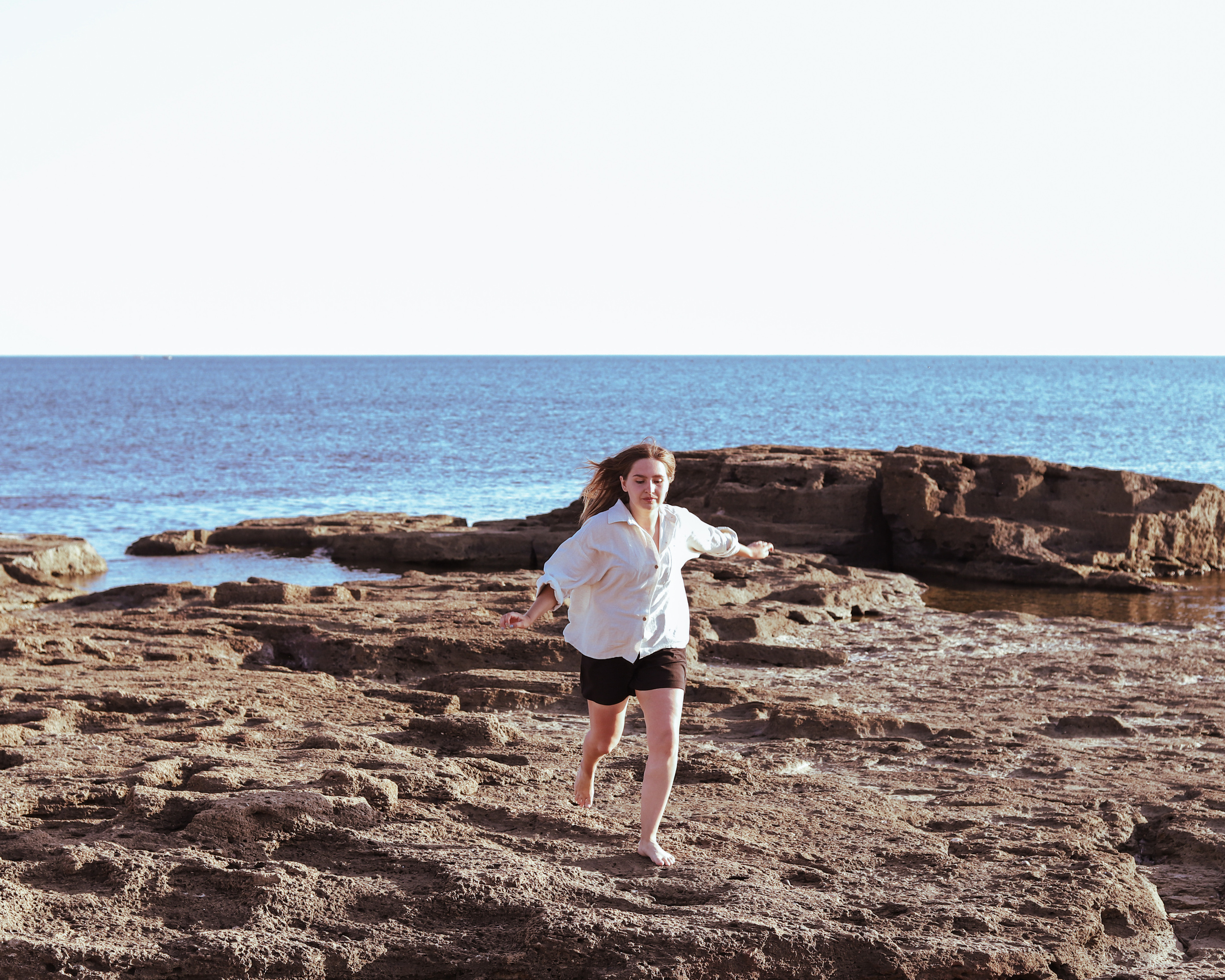 Света. Больше не греет