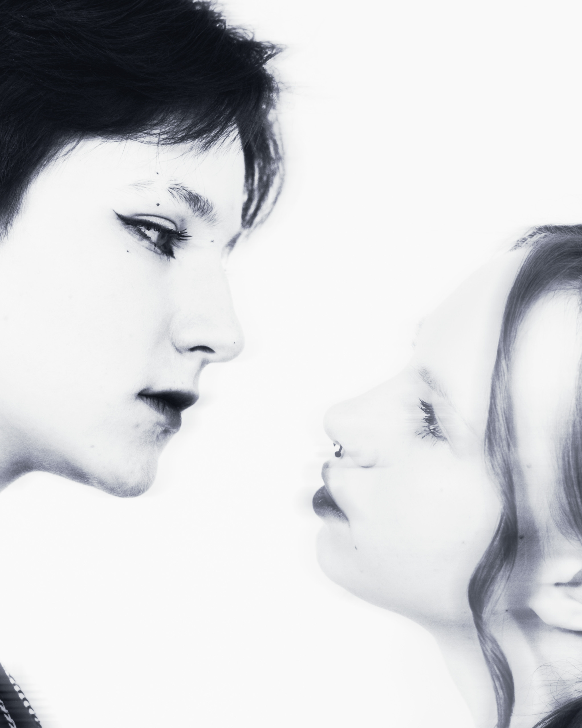 Лиза и маша. Больше не греет