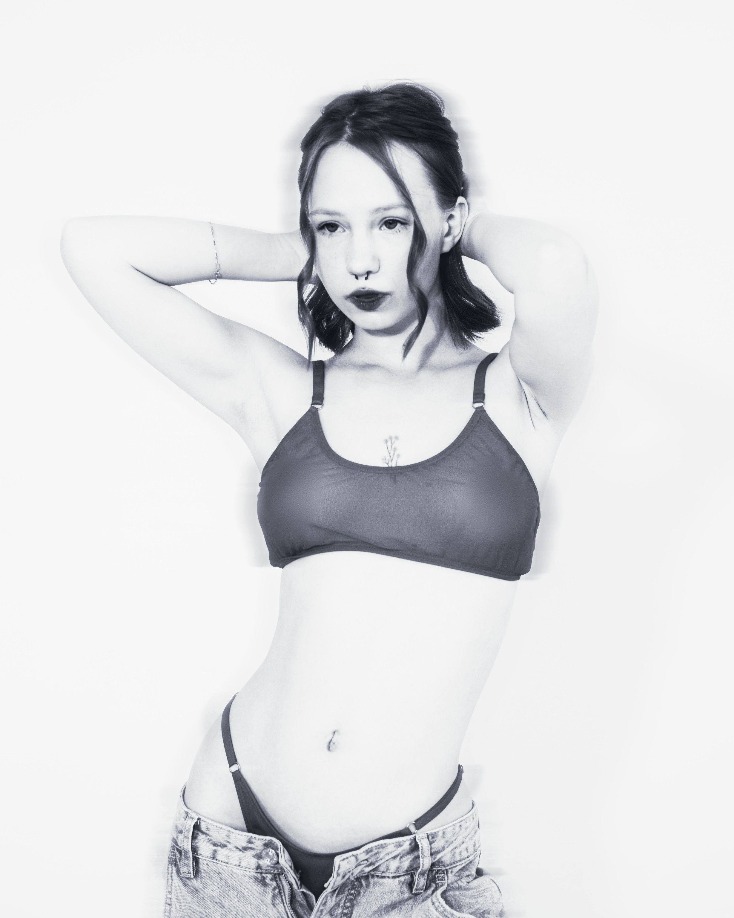 Лиза и маша. Больше не греет