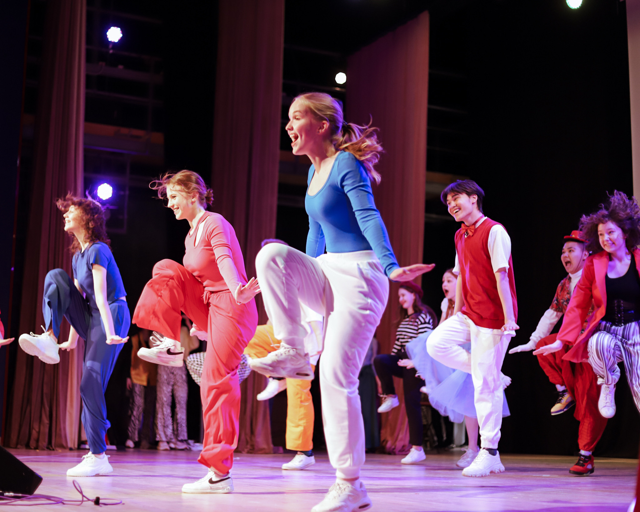 ВЫПУСКНОЙ ВЕГА. Больше не греет