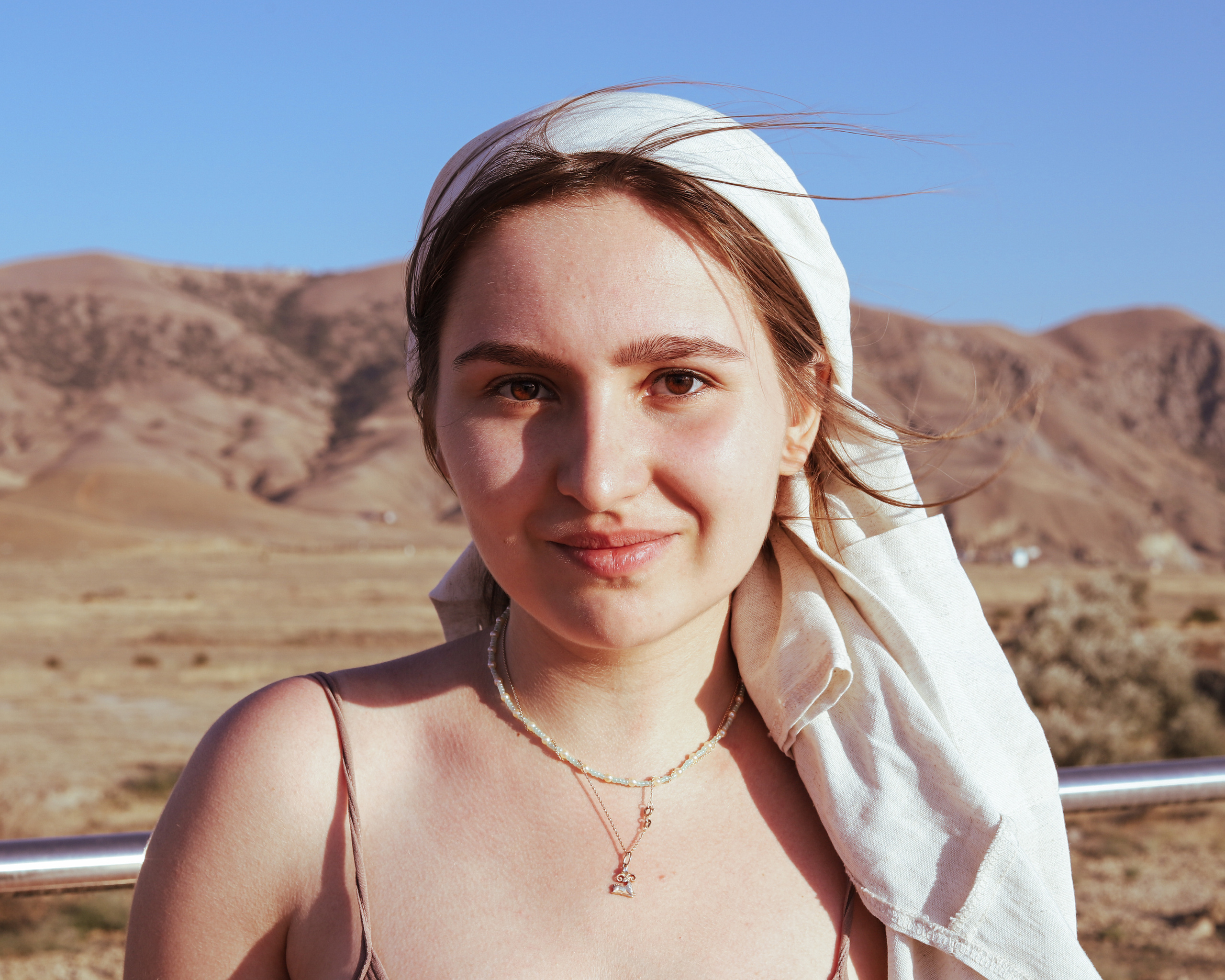 Света. Больше не греет