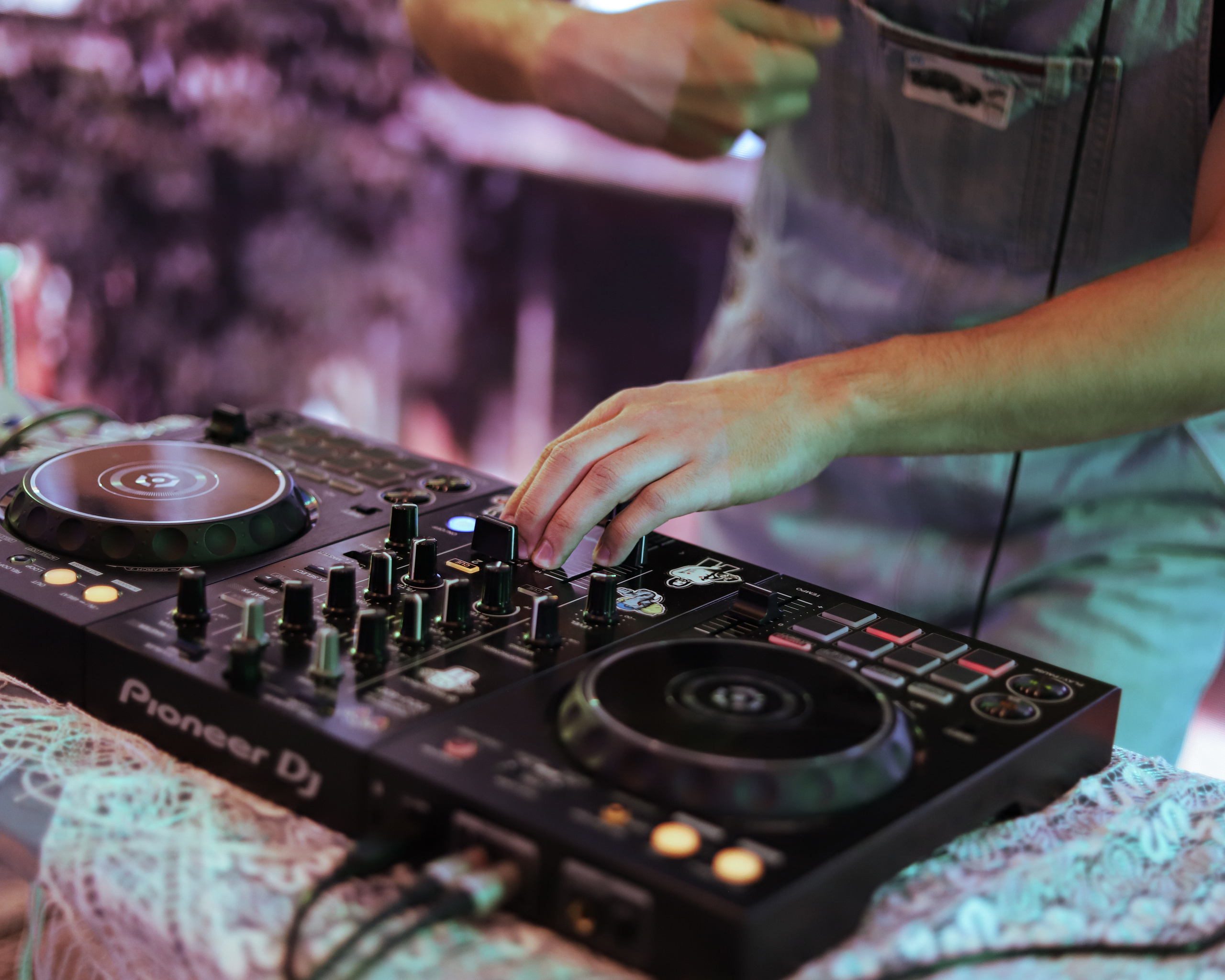 КВАРТИРНИК&BACK2. Больше не греет