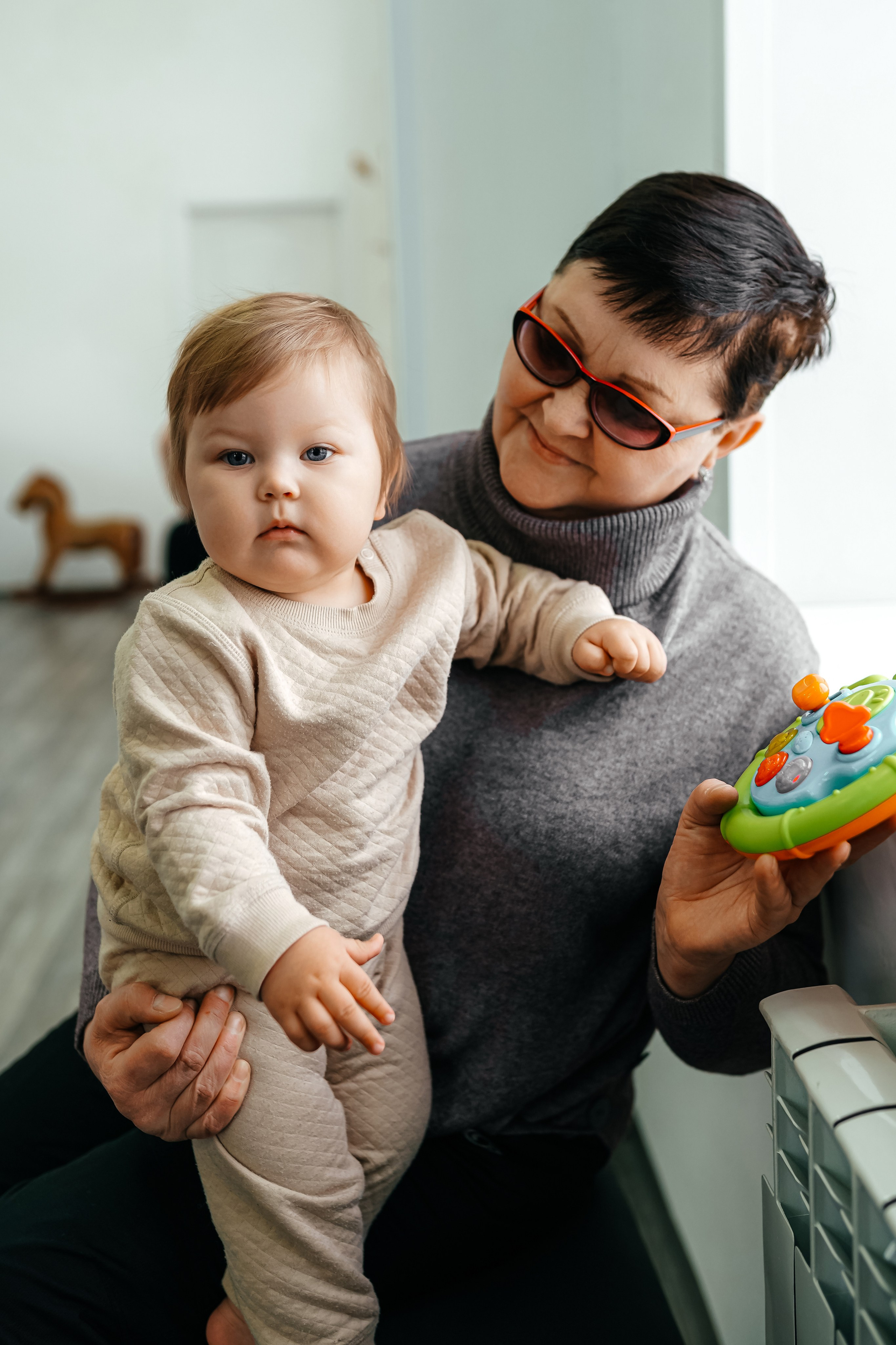 Семейная новогодняя фотосъемка в студии. Фотограф Ким Наталья в Красноярске